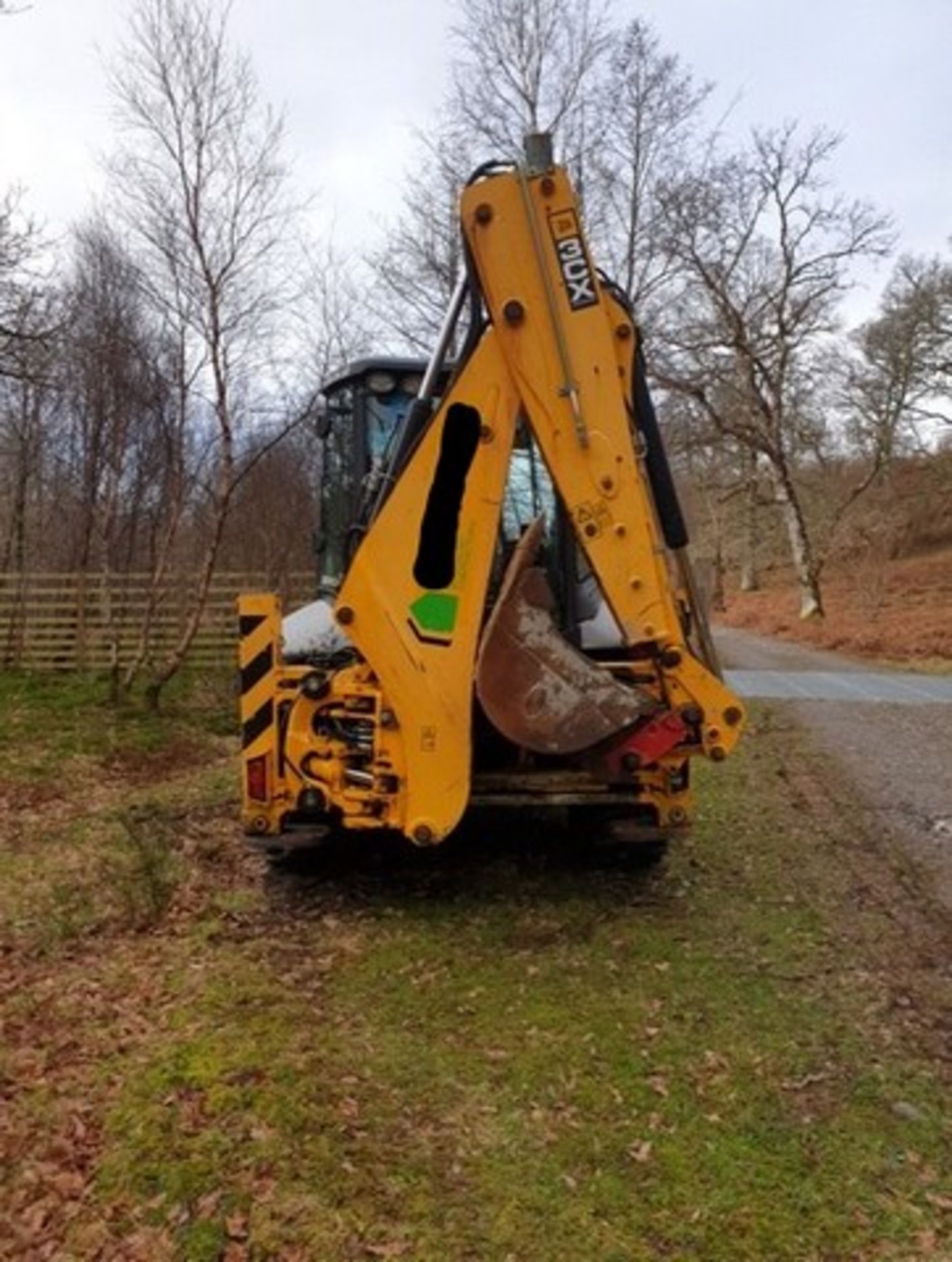 JCB 2011 TRACTOR/ DIGGER 9500HRS (NOT VERIFIED) SERVO CONTROLS REG - SN11GJX - Image 13 of 13