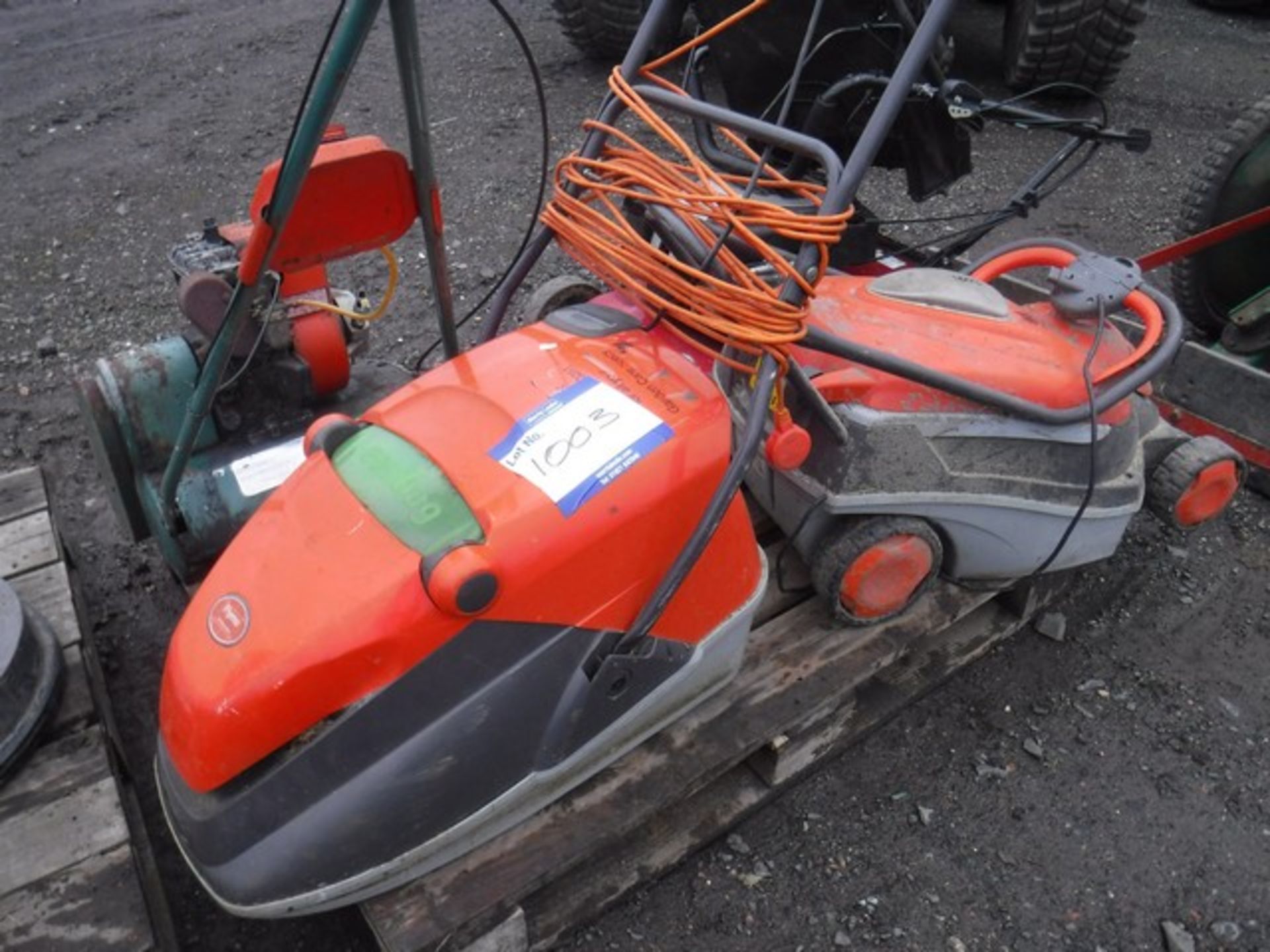 FLYMO ELECTRIC LAWNMOWER x2, PETROL SANLI DOV 700 LAWNMOWER AND VINTAGE POWER LAWNMOWER BIRMID