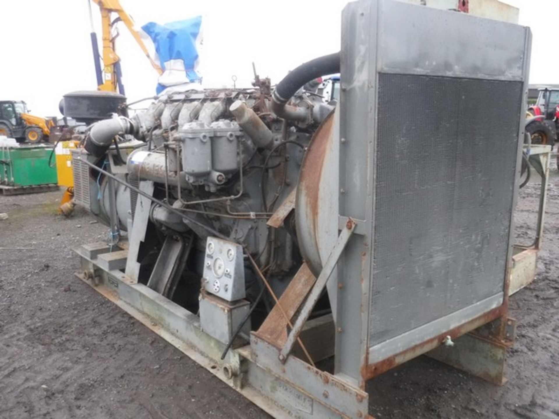 HENSCHEL DIESEL GENERATOR V8 TWIN TURBO ENGINE 525 hrs (NOT VERIFIED) - Image 4 of 21