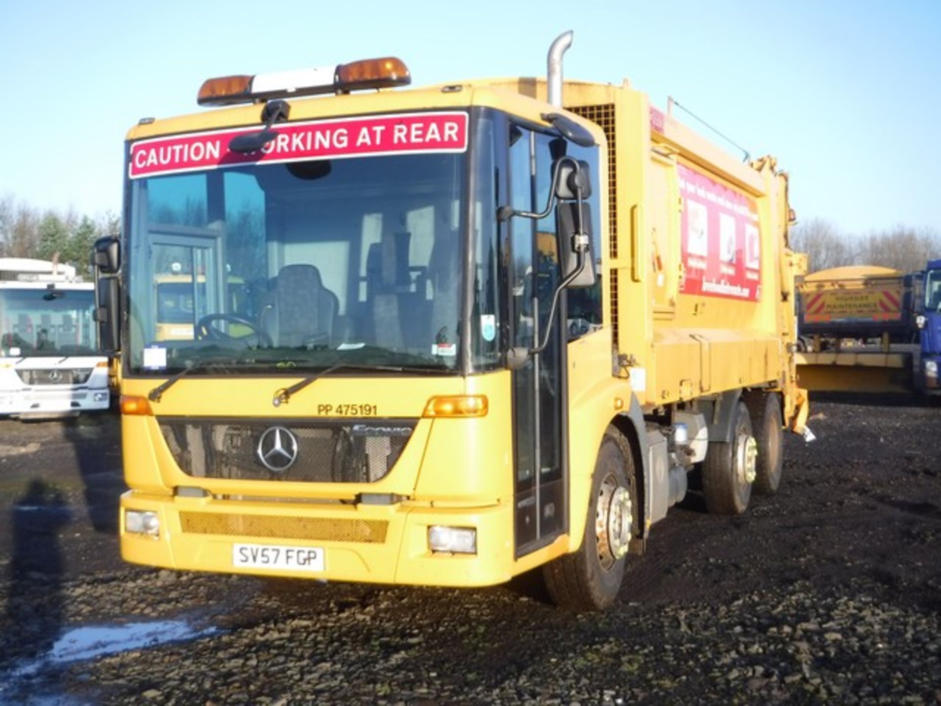 MERCEDES ECONIC - 6370cc - Image 4 of 21