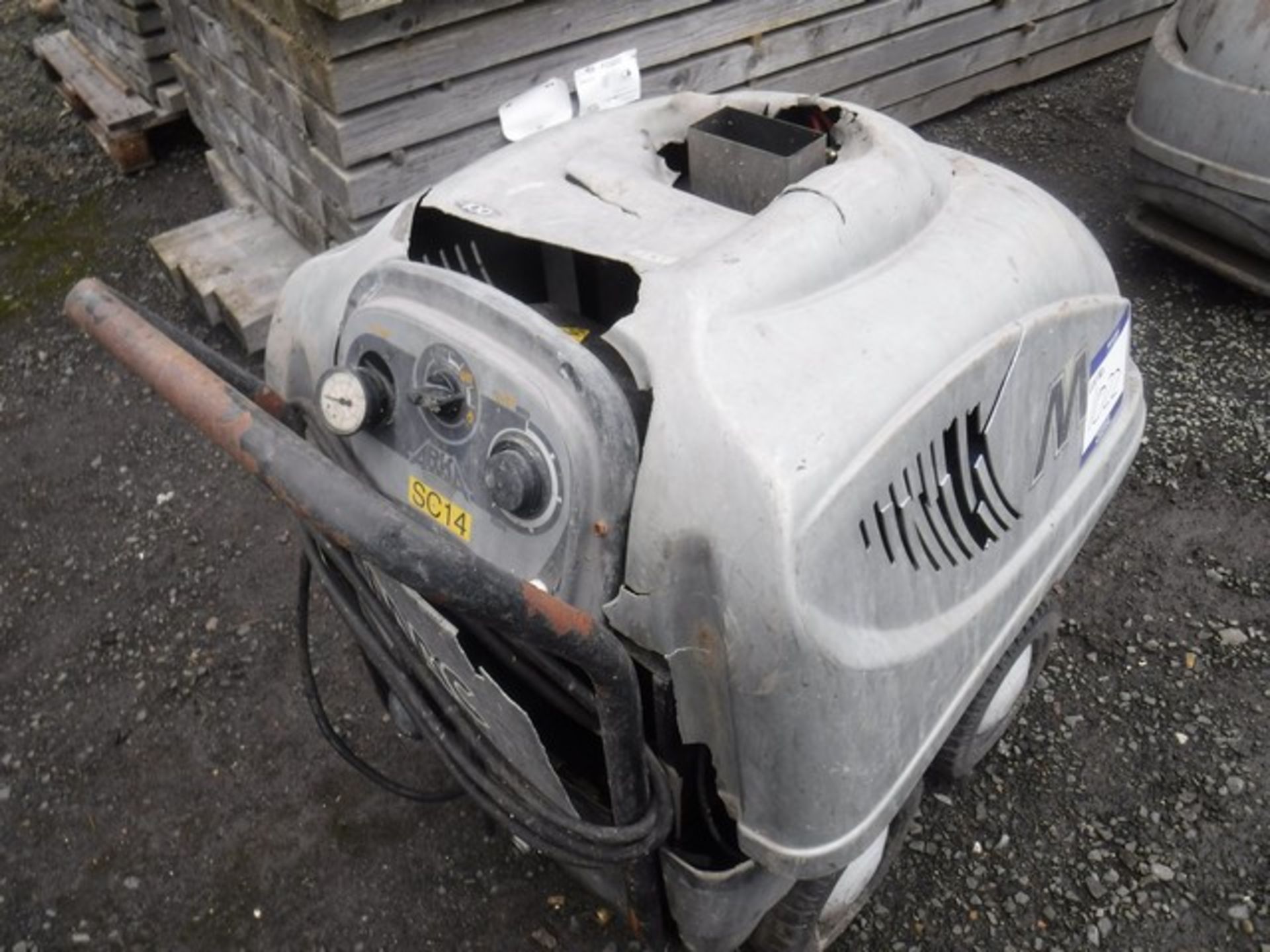 MAC ARKA POWER WASHER - HOT AND COLD **NO GUN** - Image 6 of 12