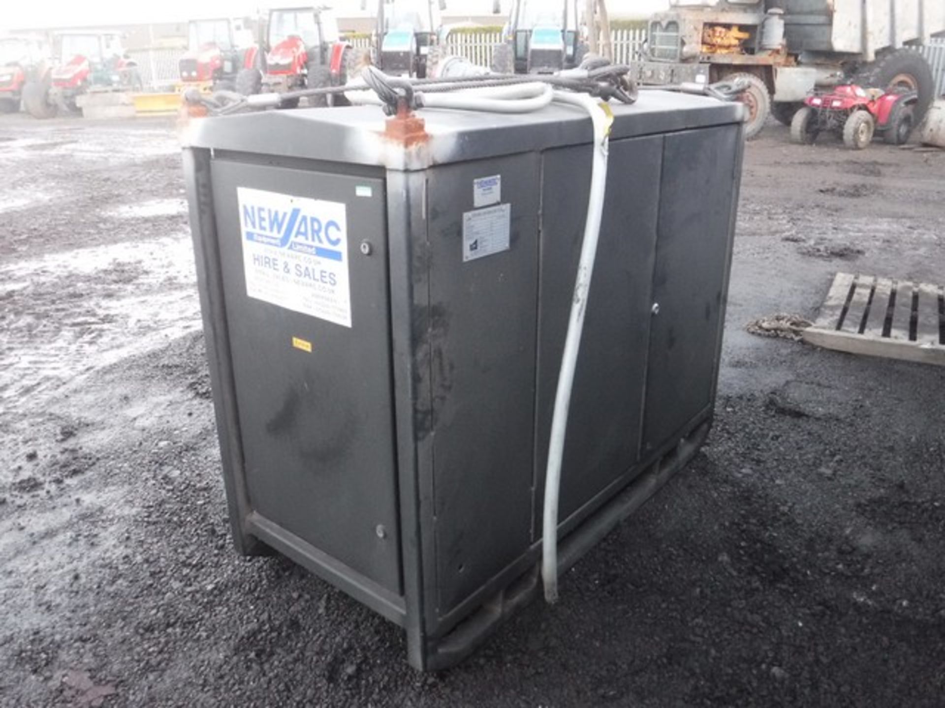 WELDING INVERTER CABINET C/W 6 WELDING INVERTERS - Image 12 of 19