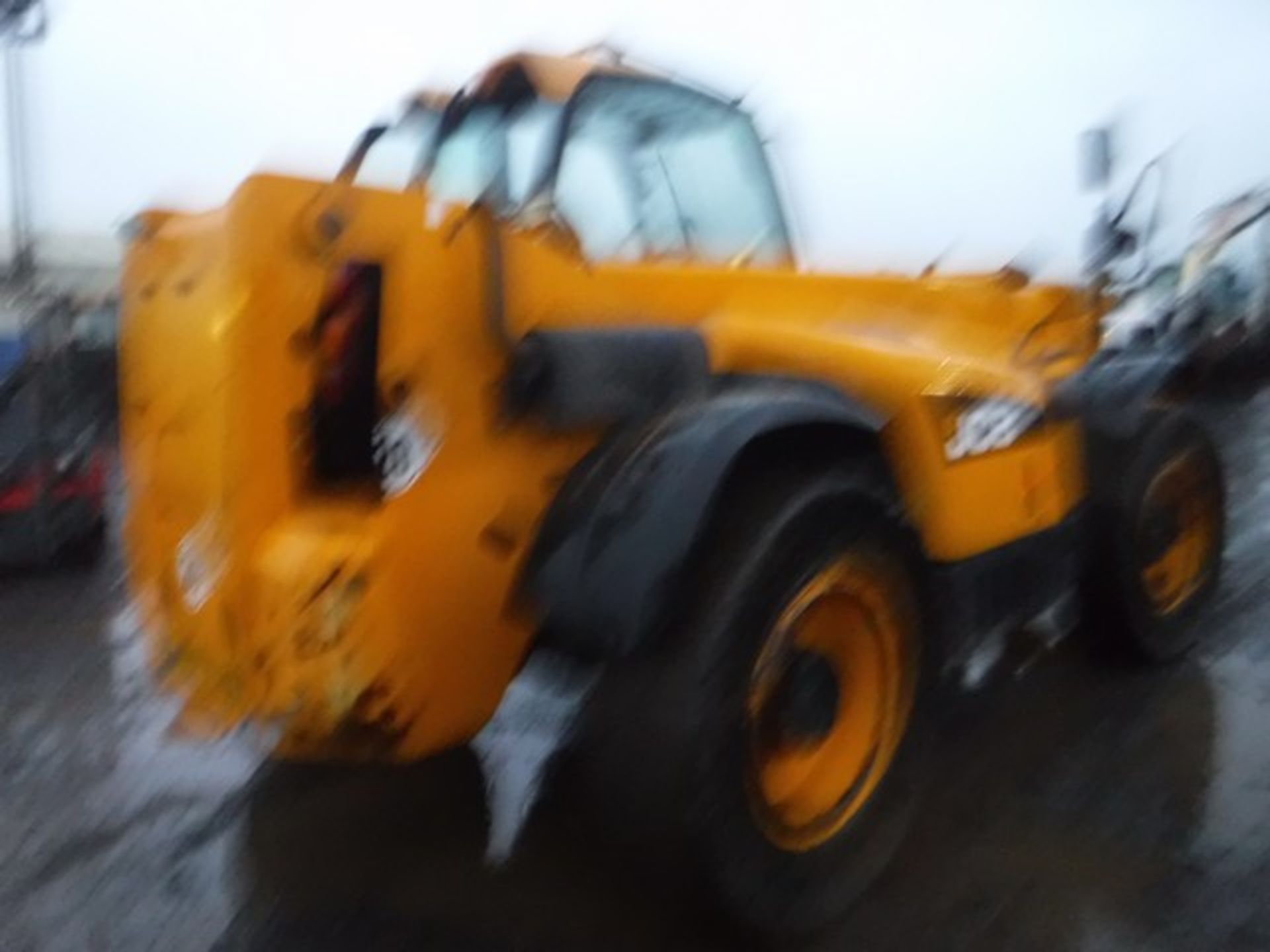 2012 JCB 550 - 80 WASTE SPECIAL TELESCOPIC HANDLER, 8870hrs (NOT VERIFIED) ON SOLID TYRES - Image 7 of 13