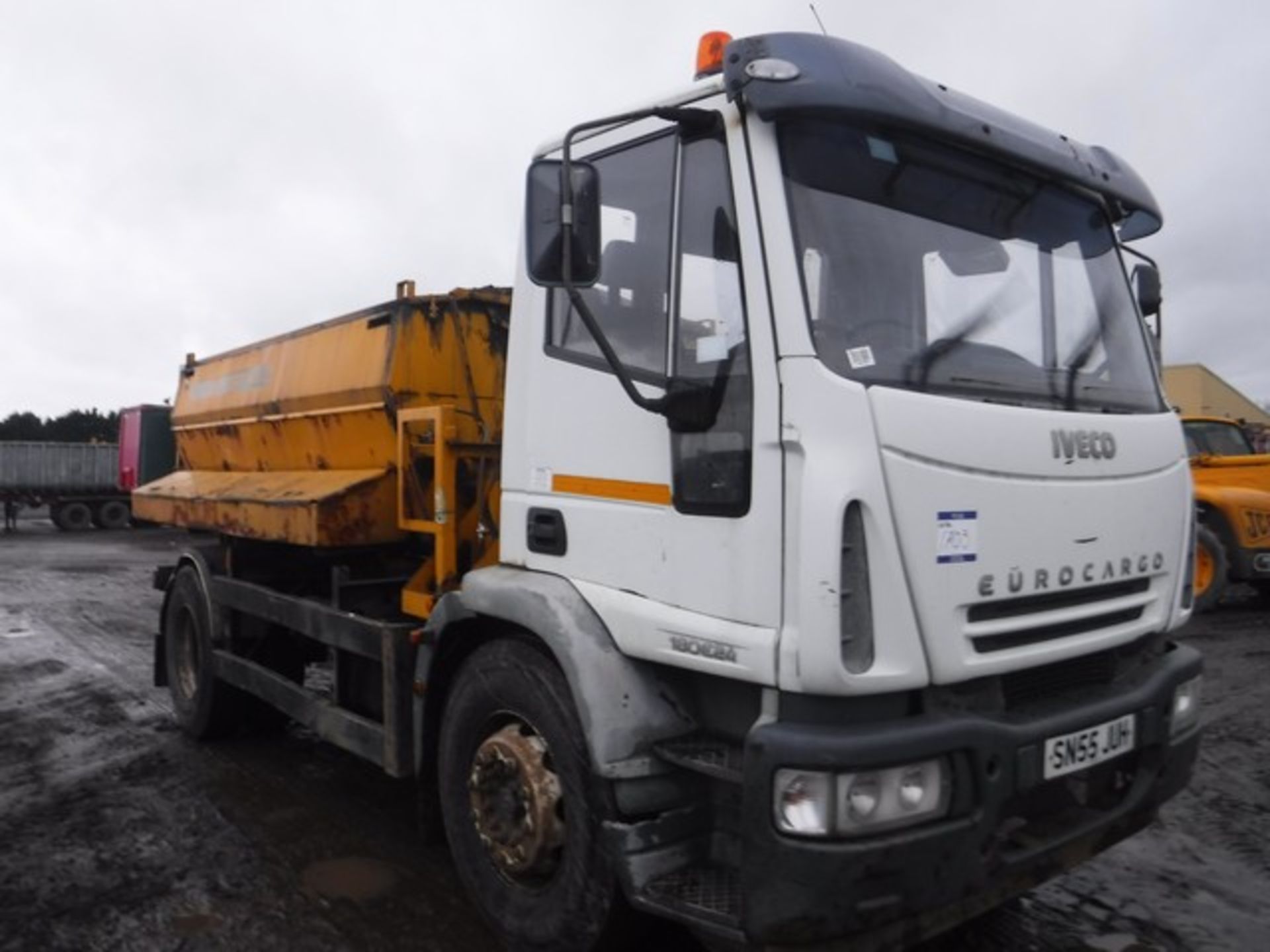 IVECO EUROCARGO 180E24 - 5880cc