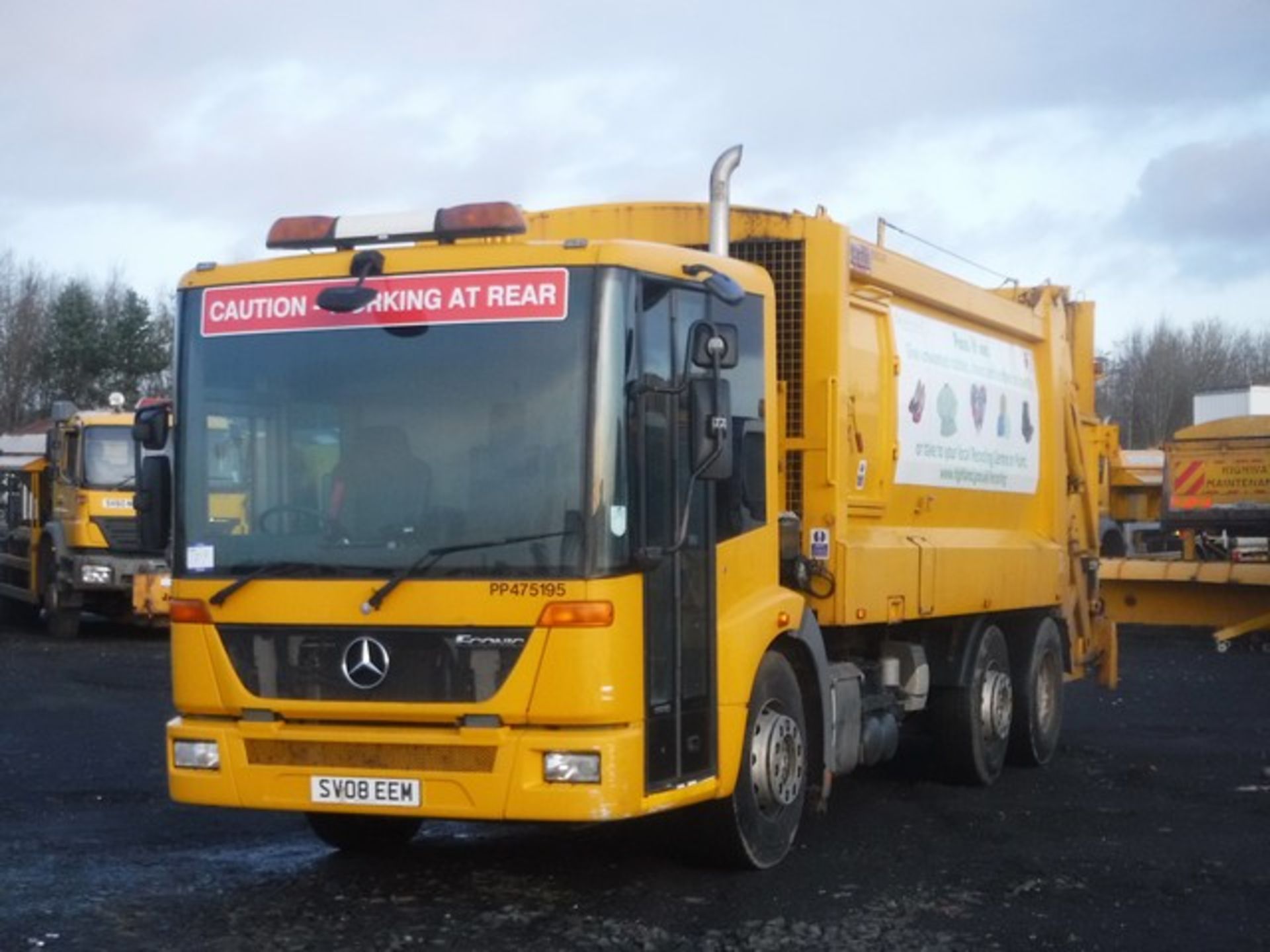 MERCEDES ECONIC - 6370cc - Image 4 of 21