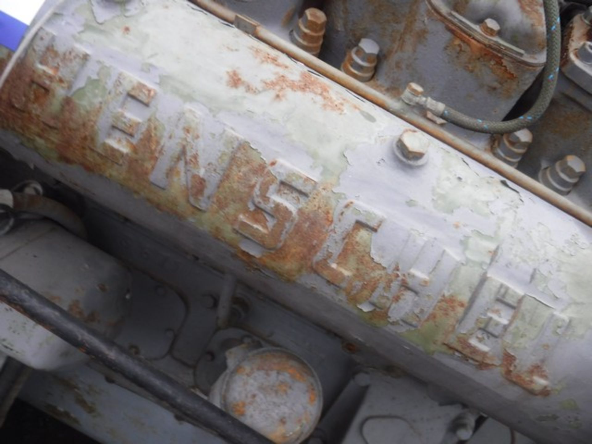 HENSCHEL DIESEL GENERATOR V8 TWIN TURBO ENGINE 525 hrs (NOT VERIFIED) - Image 8 of 21