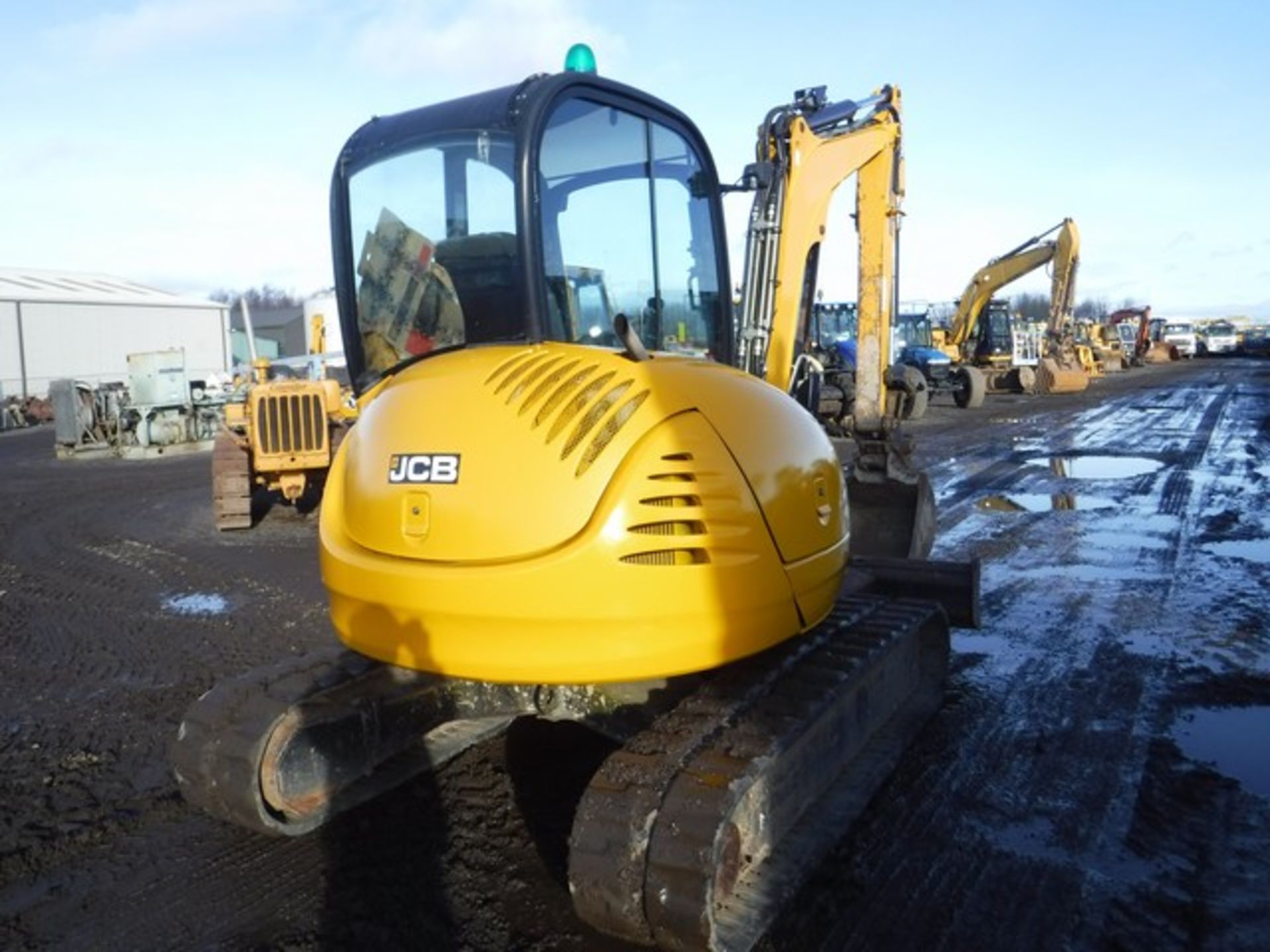 JCB 8050 RTS DIGGER 2015 C/W BUCKET 2103 HRS (NOT BERIFIED) - Image 4 of 7