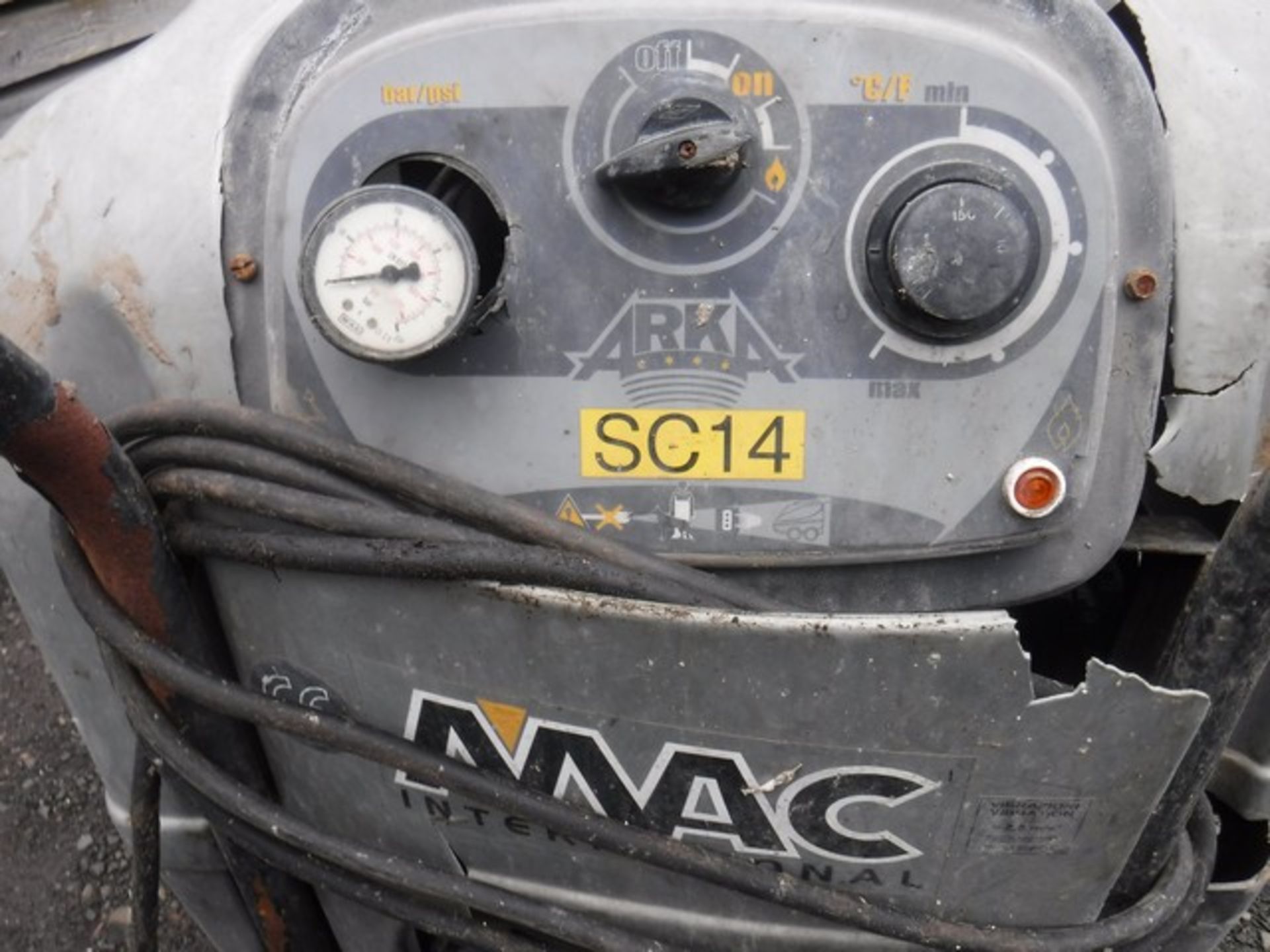 MAC ARKA POWER WASHER - HOT AND COLD **NO GUN** - Image 8 of 12