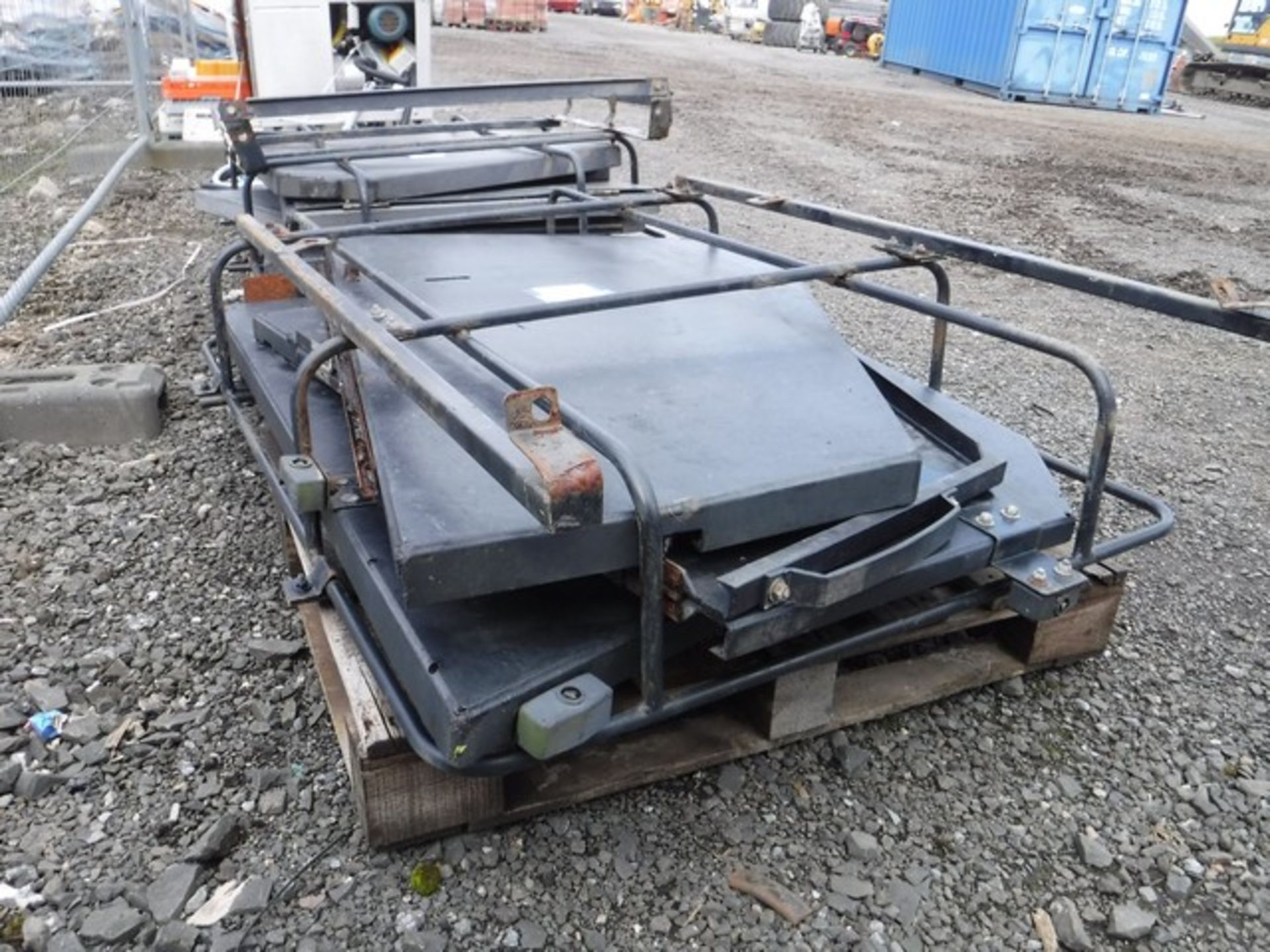 CAB GUARDS FOR 13T EXCAVATOR - Image 4 of 4