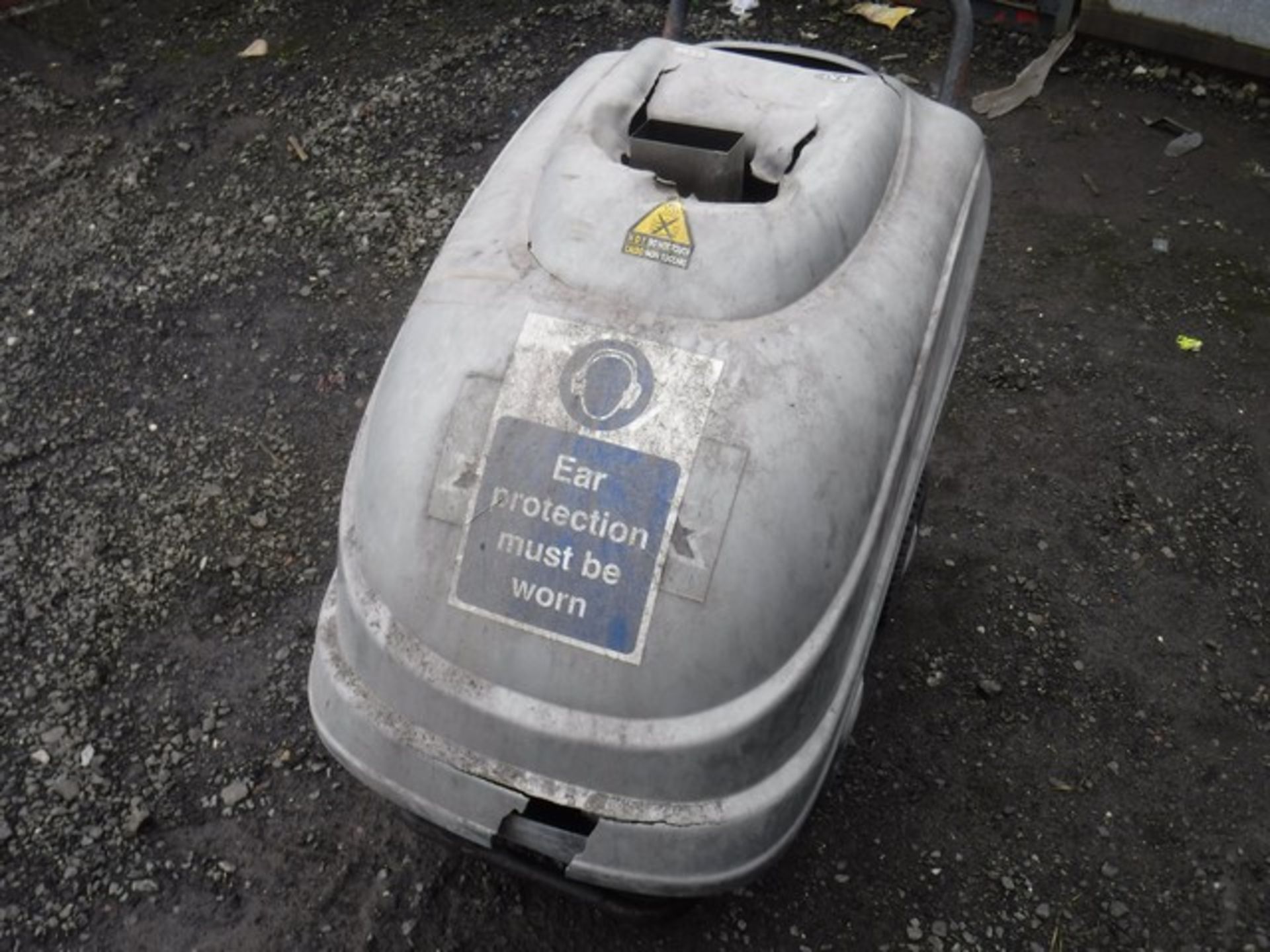 MAC ARKA POWER WASHER - HOT AND COLD **NO GUN** - Image 12 of 12