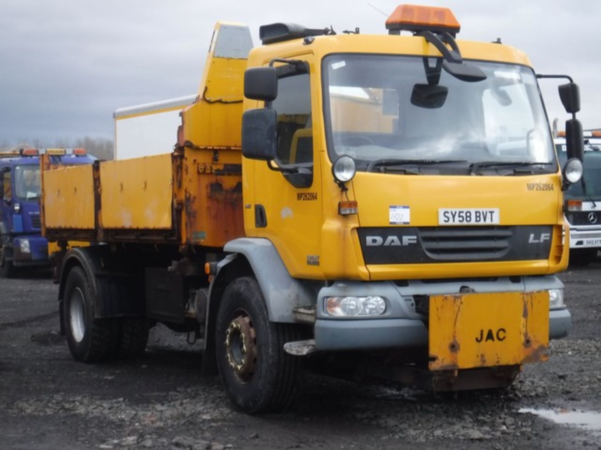 DAF TRUCKS LF - 6692cc - Image 4 of 23