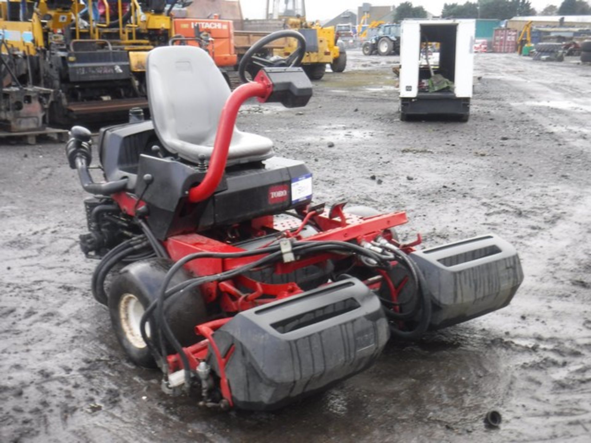 TORO GREENMASTER 2003 MOWING MACHINE 1152hrs (NOT VERIFIED) - Image 5 of 6