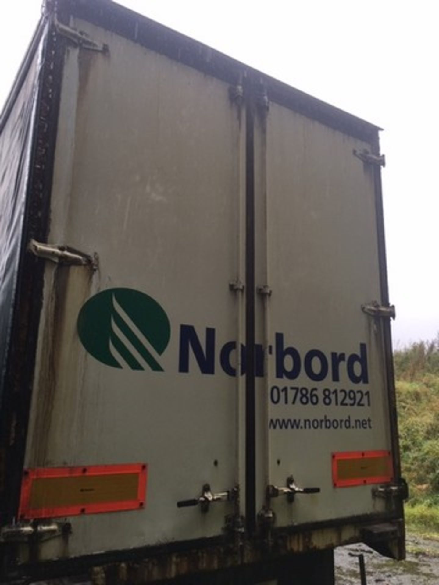 M&amp;amp;G FAC24B TRI-AXLE ARTICULATED CURTAINSIDE TRAILER ***TRAILER IS NOT ON SITE @ ERROL WILL B - Image 6 of 12