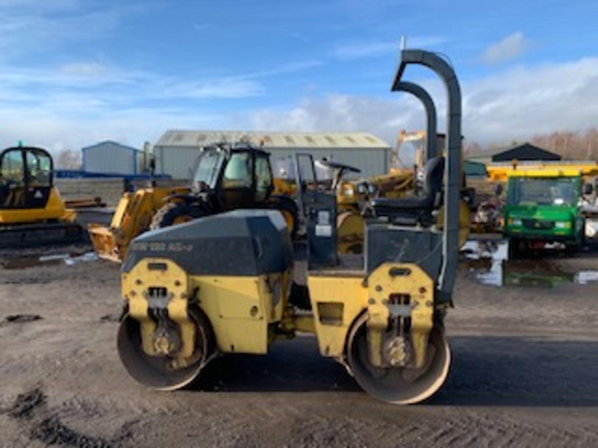 BOMAG BW120 AD-3 ROLLER YEAR 1999 -- 2394HRS (NOT VERIFIED) SN - 101170515104 - Image 7 of 8