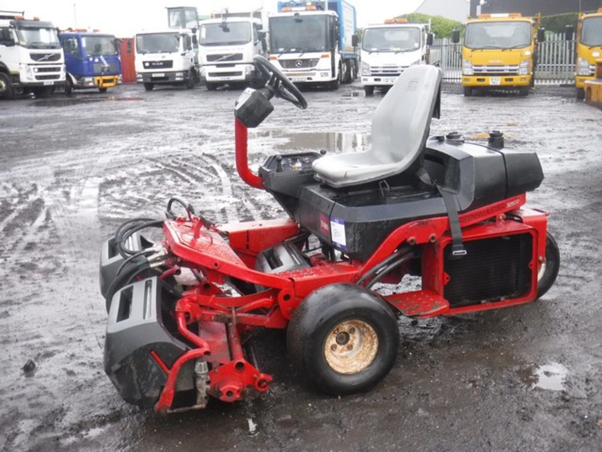 TORO GREENMASTER 2003 MOWING MACHINE 1152hrs (NOT VERIFIED)