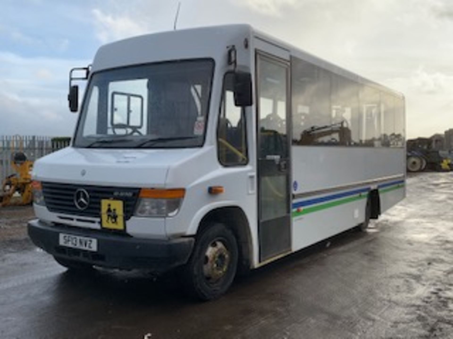 MERCEDES VARIO - 4249cc