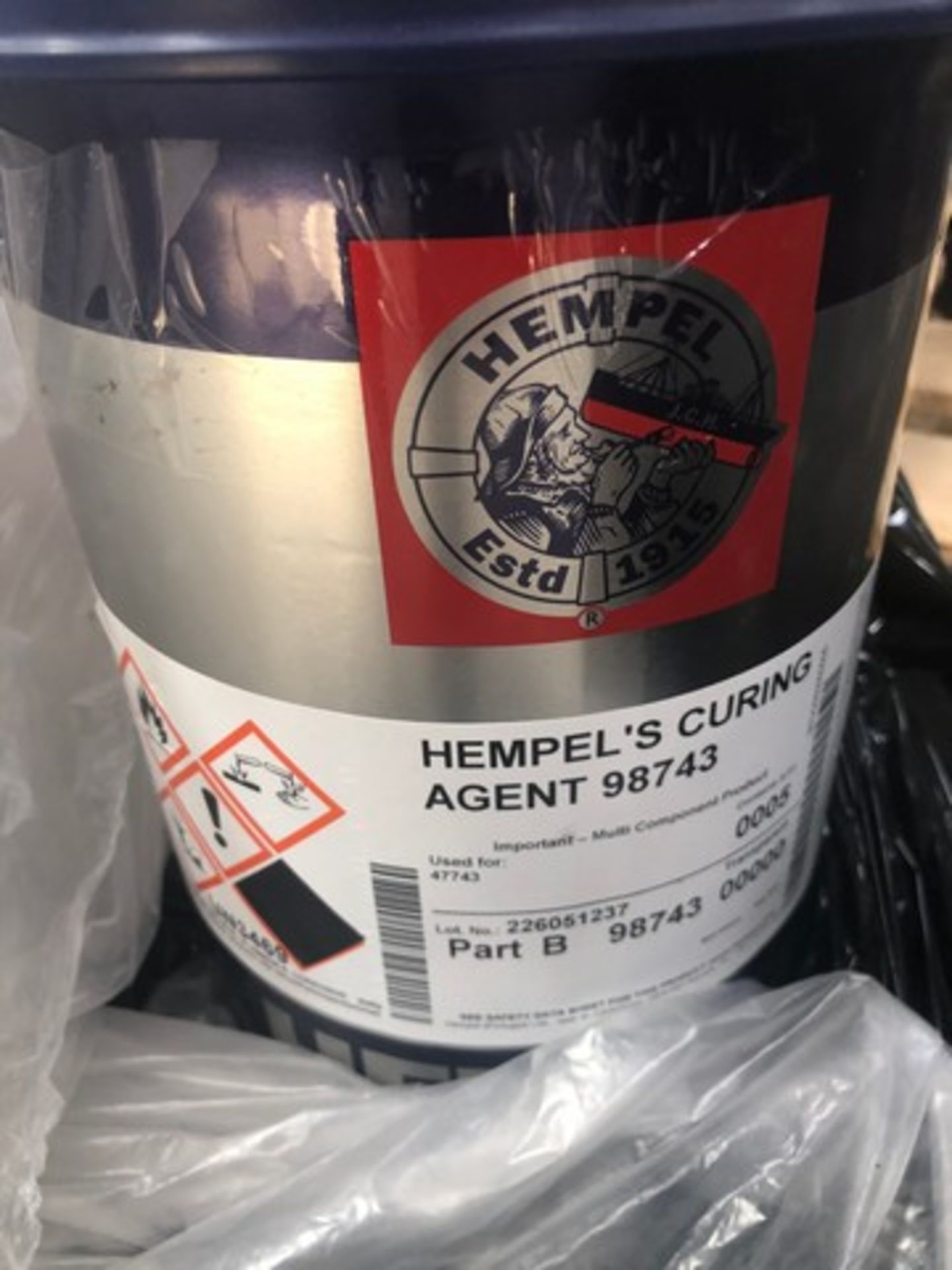 Mixed pallet of Hempel N.S (No aggregate) 457GA, Hempel curing agent 98743 approx total 4 tins - Image 3 of 3