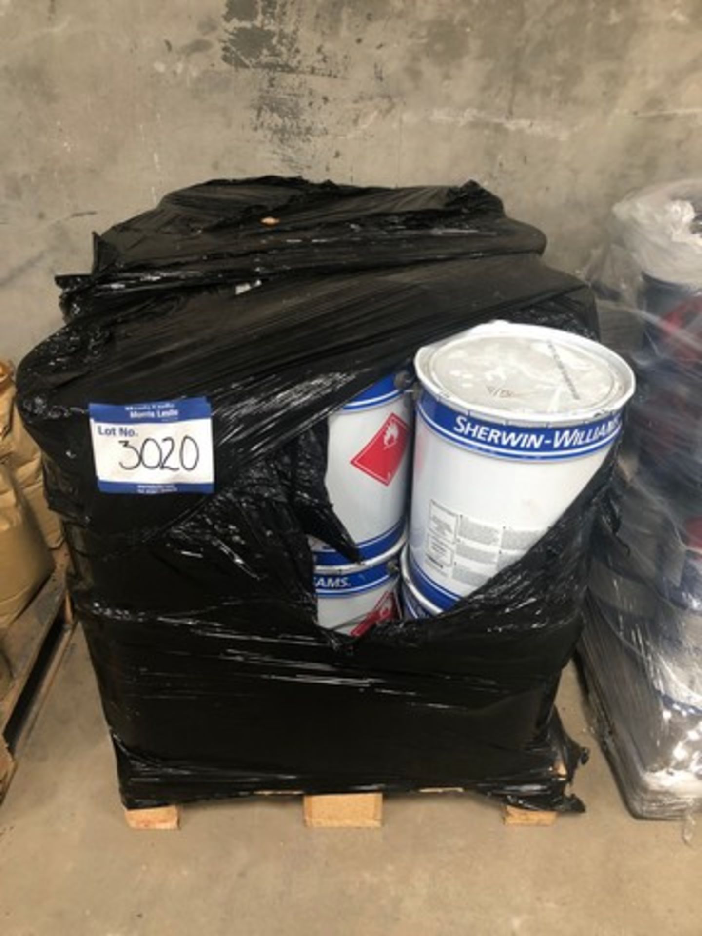 Pallet of Sherwin Williams macropoxy epoxy C425V2 approx 22 tins