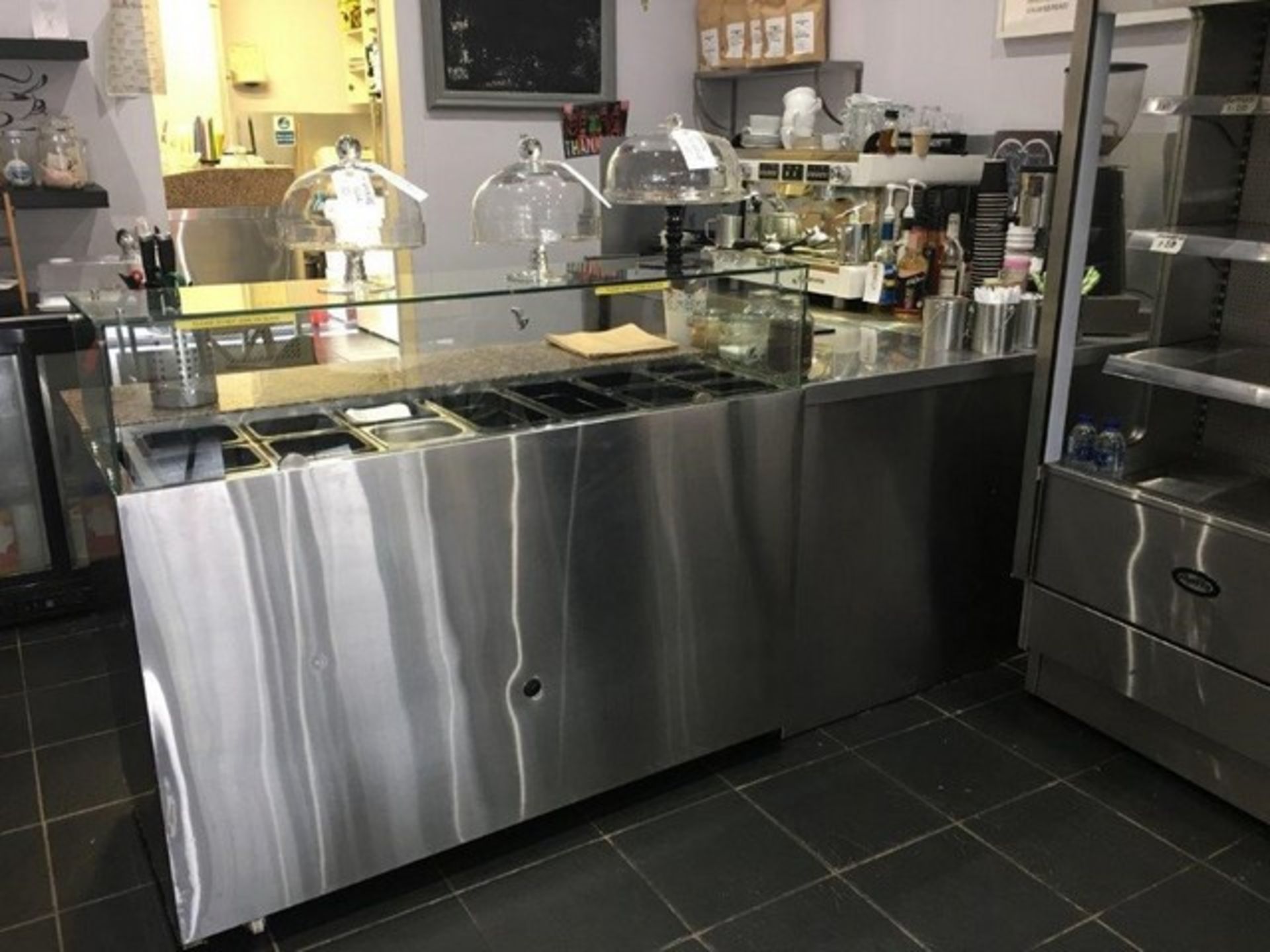 DELI DISPLAY FRIDGE ON WHEELS C/W STORAGE SERVICED YEARLY - 4FT LENGTH x 2FT WIDTH x 4FT HEIGHT