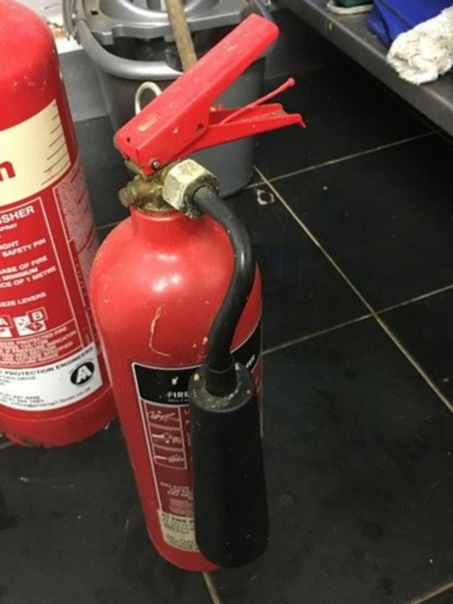 FIRE EXTINGUISHER x3 - Image 5 of 7