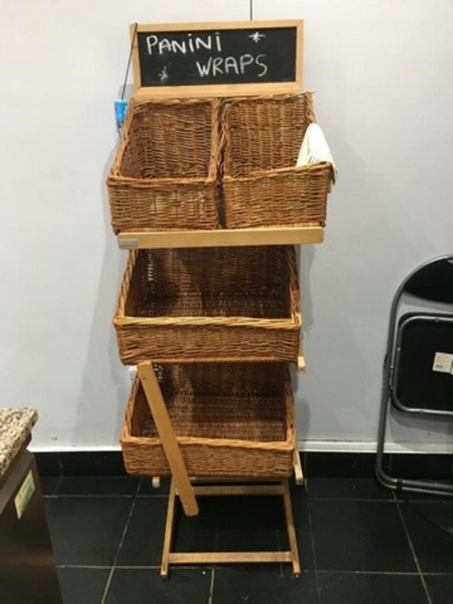 BREAD BASKET DISPLAY