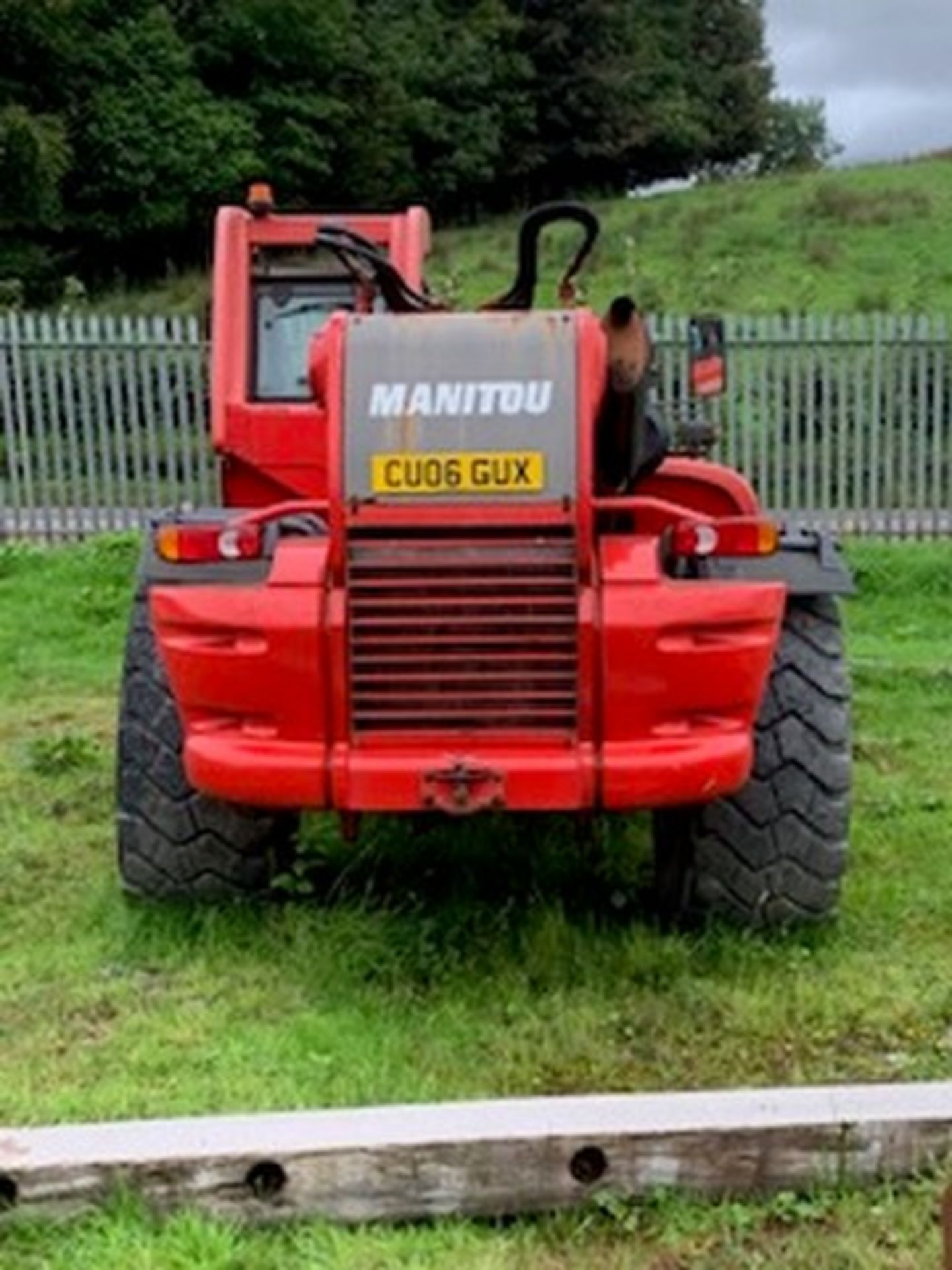MANITOU MHT 10160L TURBO C/W 8FT FORKS WIDE CARRIAGE HYDRAULIC FORK ADJUSTER AND SIDE SHIFT SN - 7 - Image 11 of 11