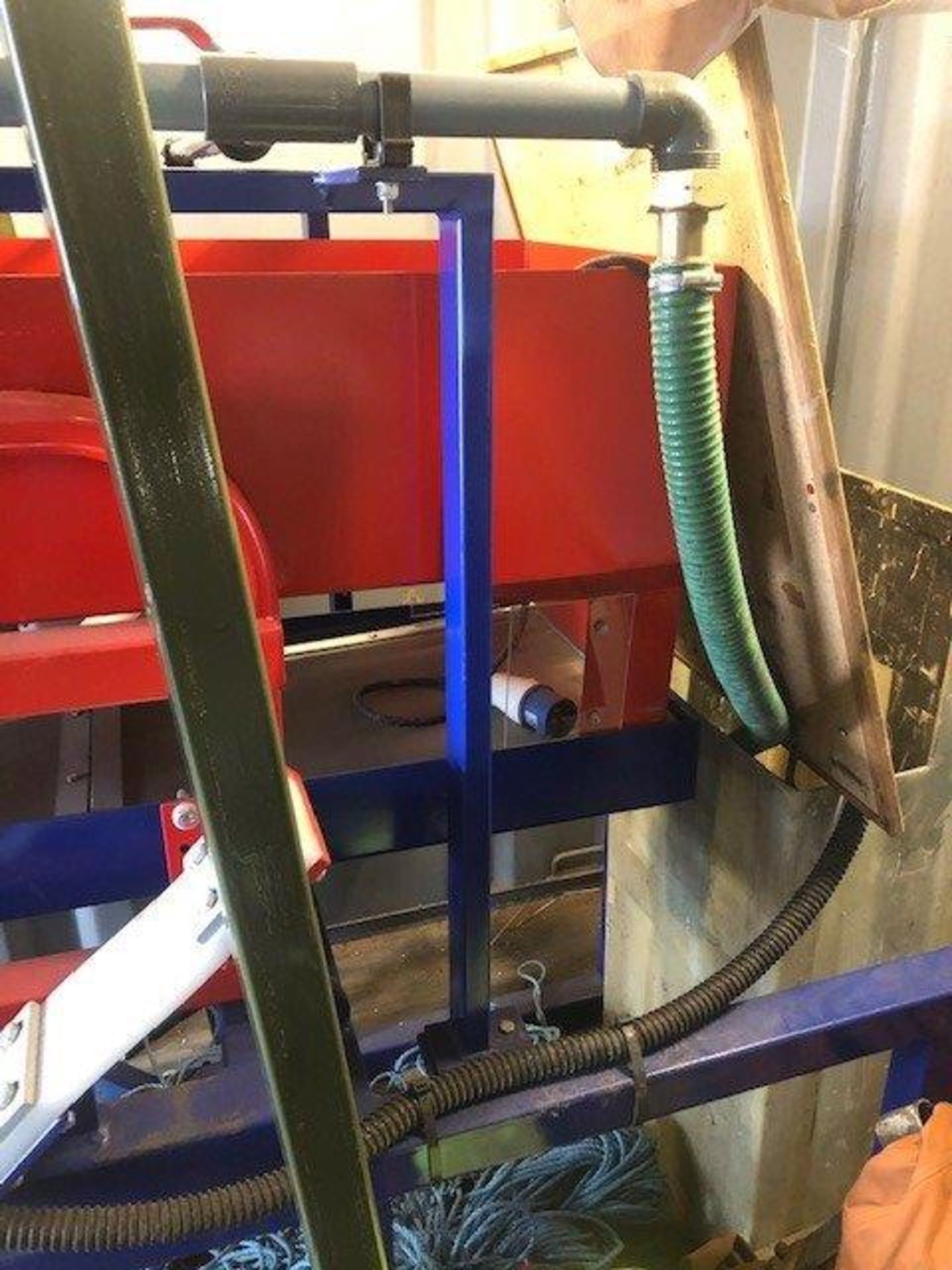 **NEW** CABLE GRANULATOR AND VIBRATING SEPARATOR - Image 3 of 17