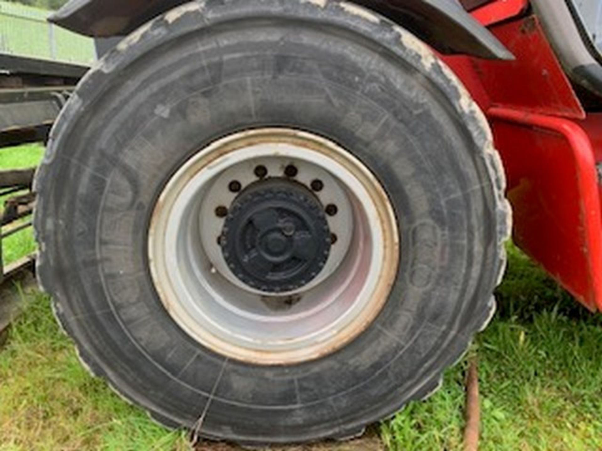 MANITOU MHT 10160L TURBO C/W 8FT FORKS WIDE CARRIAGE HYDRAULIC FORK ADJUSTER AND SIDE SHIFT SN - 7 - Image 8 of 11