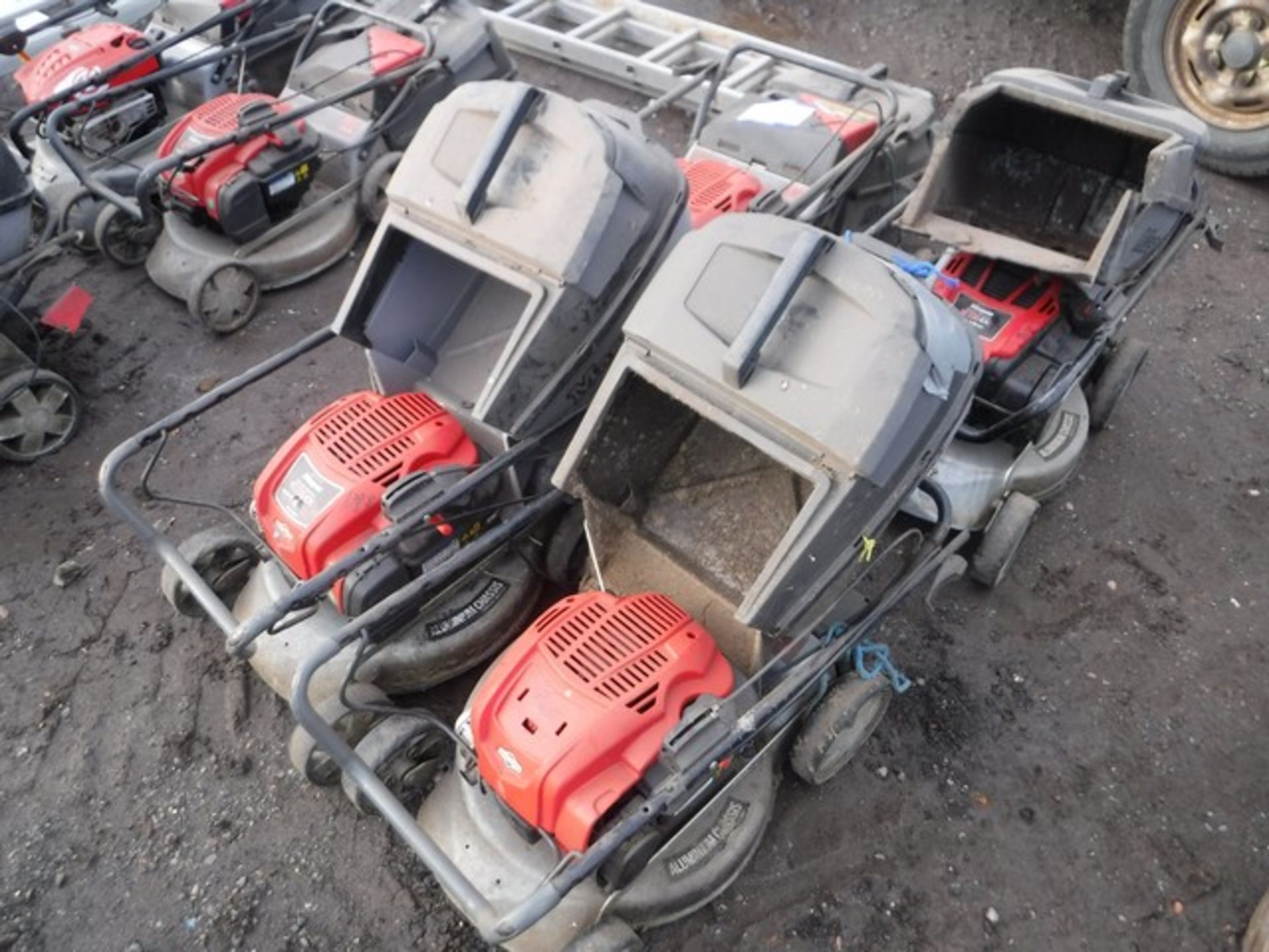 MASPORT 500 SERIES 18, WALKALONG MOWER AND BASKET x4 - Image 2 of 8