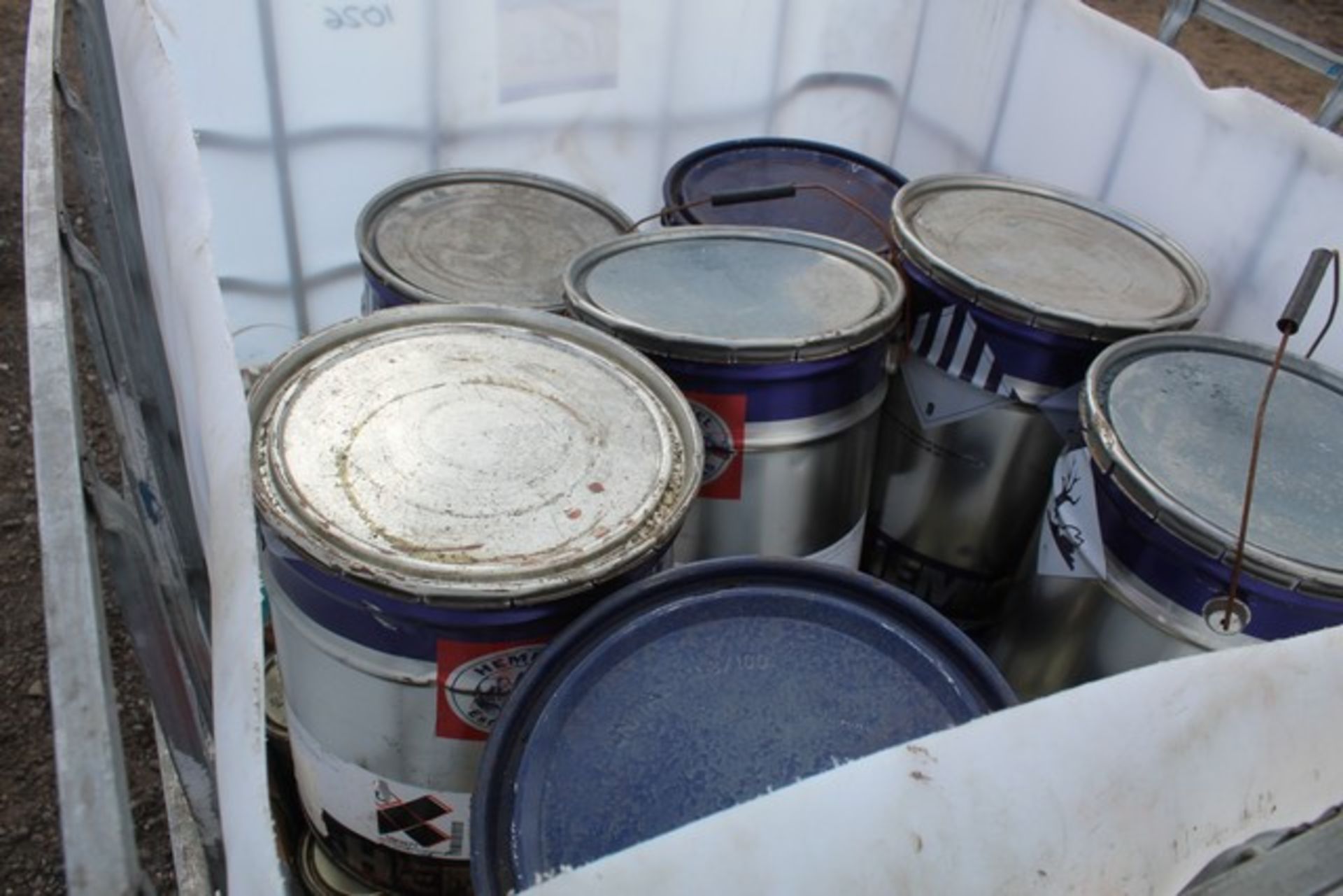 Mixed caged pallet of various paints - see image - Image 3 of 5