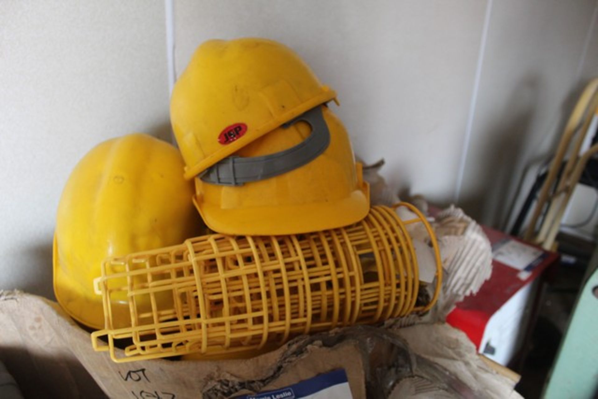 BOX OF HARD HATS - Image 2 of 3