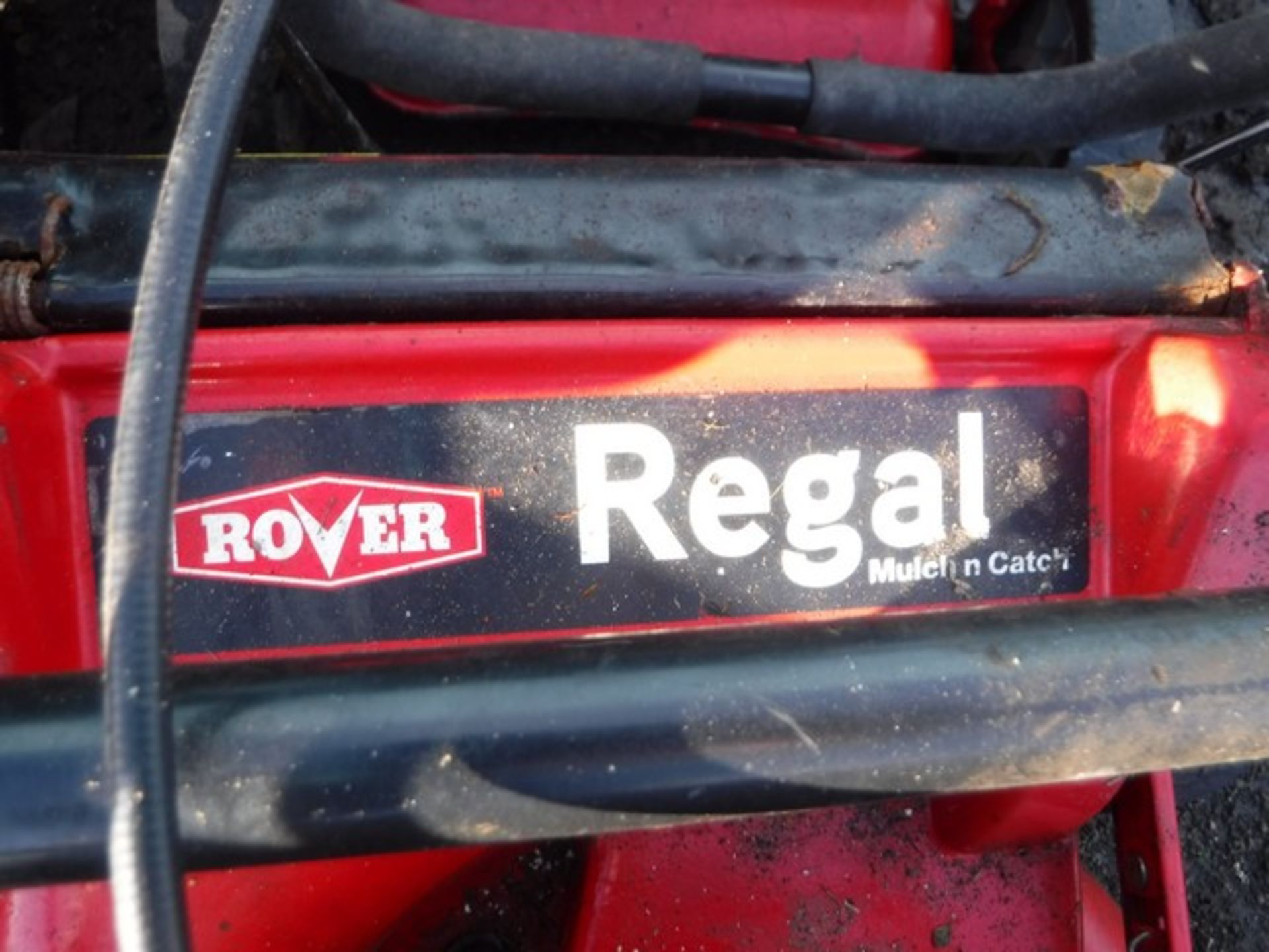 ROVER REGAL 6SDE WALKALONG MOWER x4 PLUS 2 BASKET - Image 4 of 4