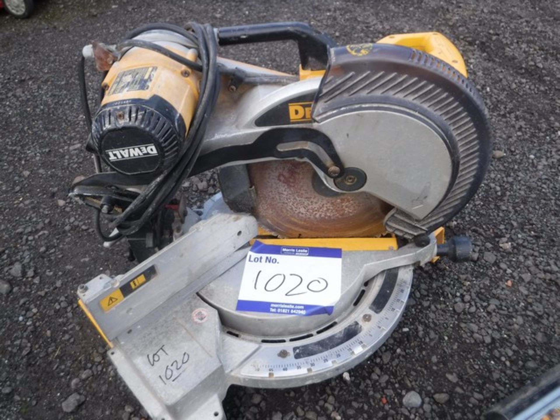 DEWALT CIRCULAR SAW C/W RUNNING/ROLLING BENCH - Image 4 of 8