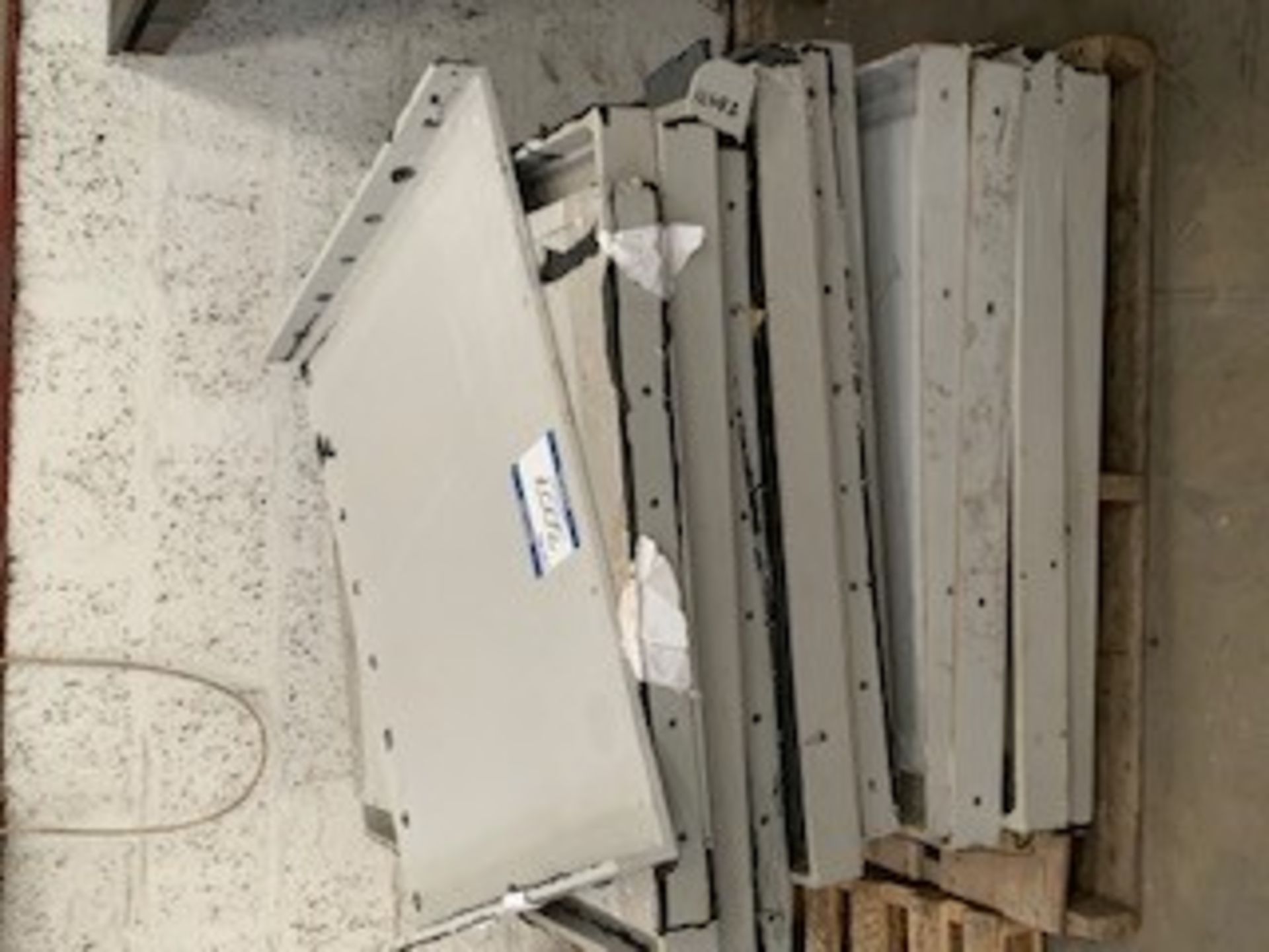 PALLET OF FALSE CEILING PANELS x3 - Image 3 of 3