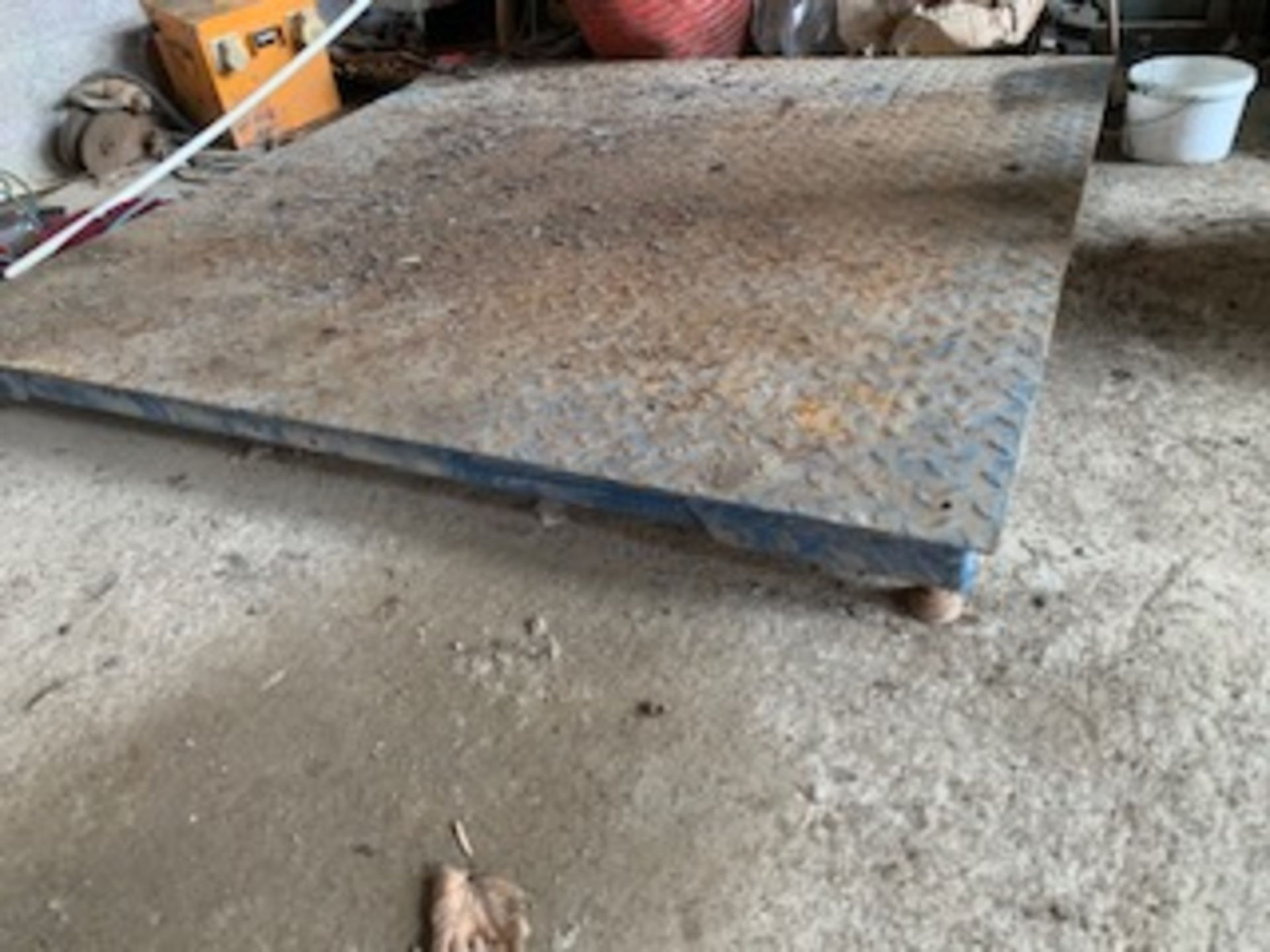 5000KG SCALES 5FT x 5FT