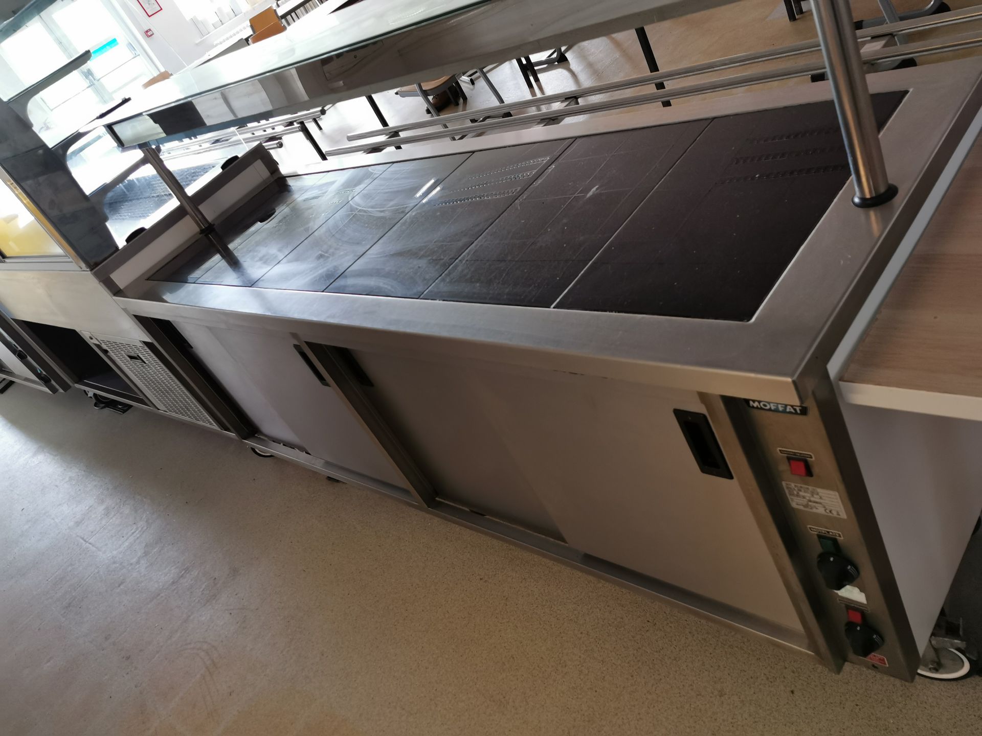 Moffat Comercial hot plate with hot cupboard White and stainless steel 7.5ft