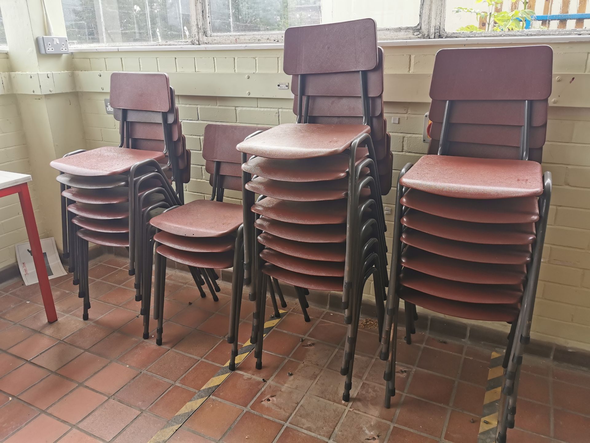 24x Vintage junior classroom chairs