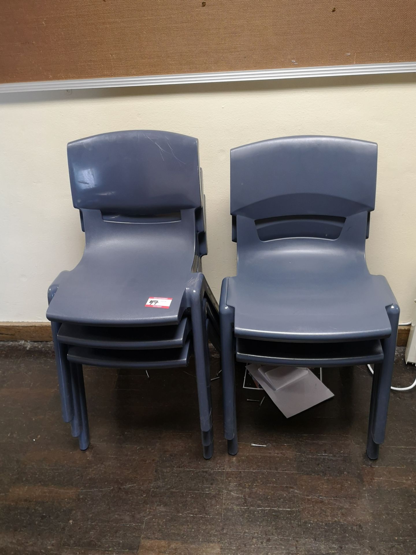 5x postura school chairs