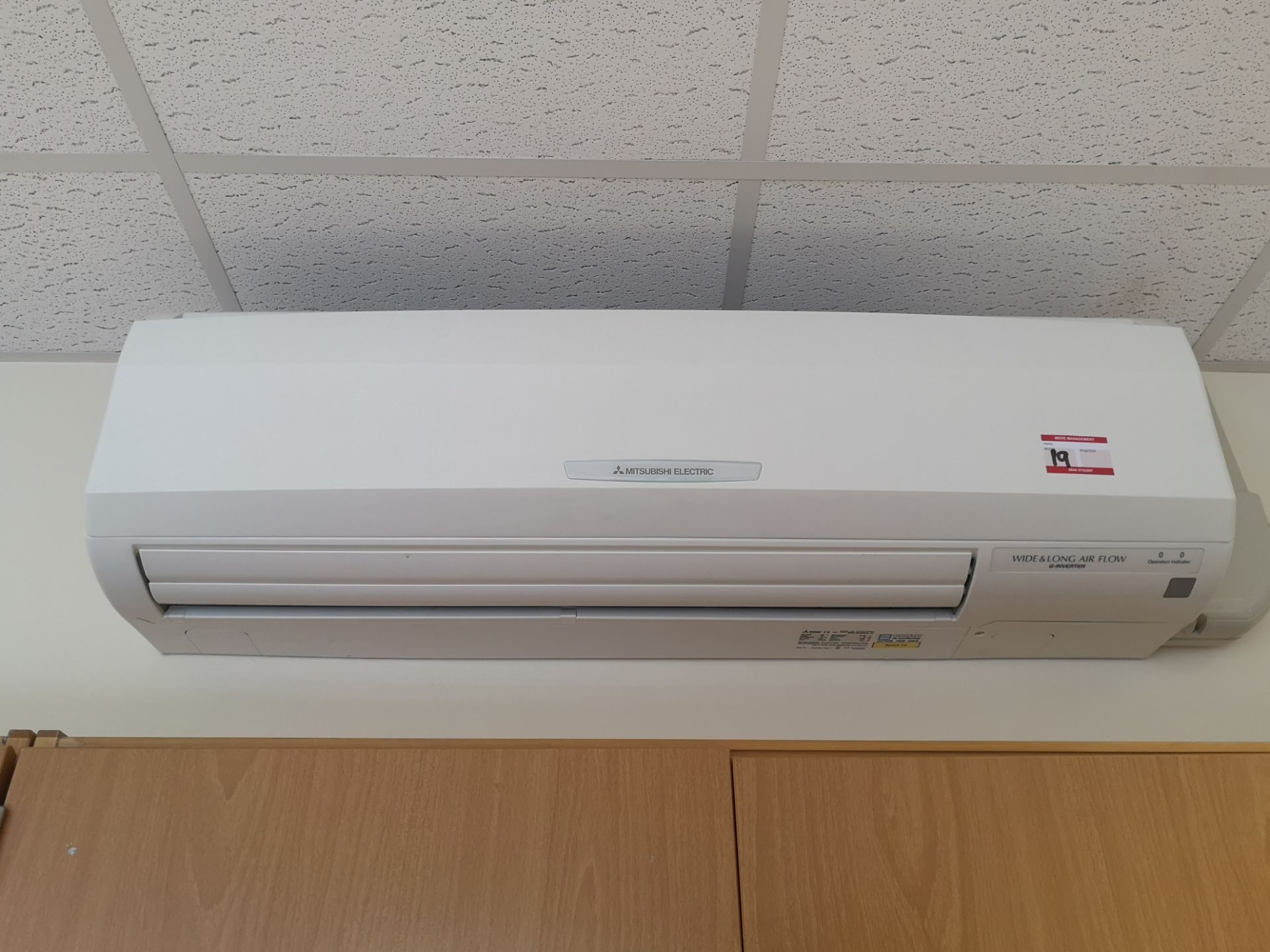 Mitsubishi Electric Wall Air Conditioner with Wide and Long no remote