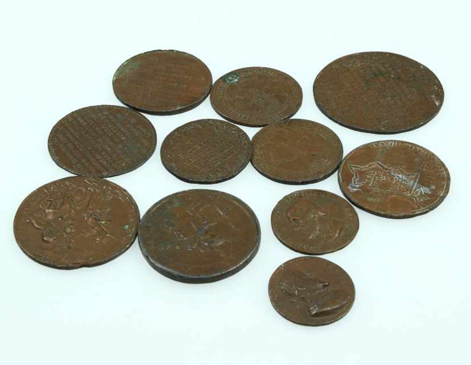 Oude penningen, waaronder 19e eeuwse replica's