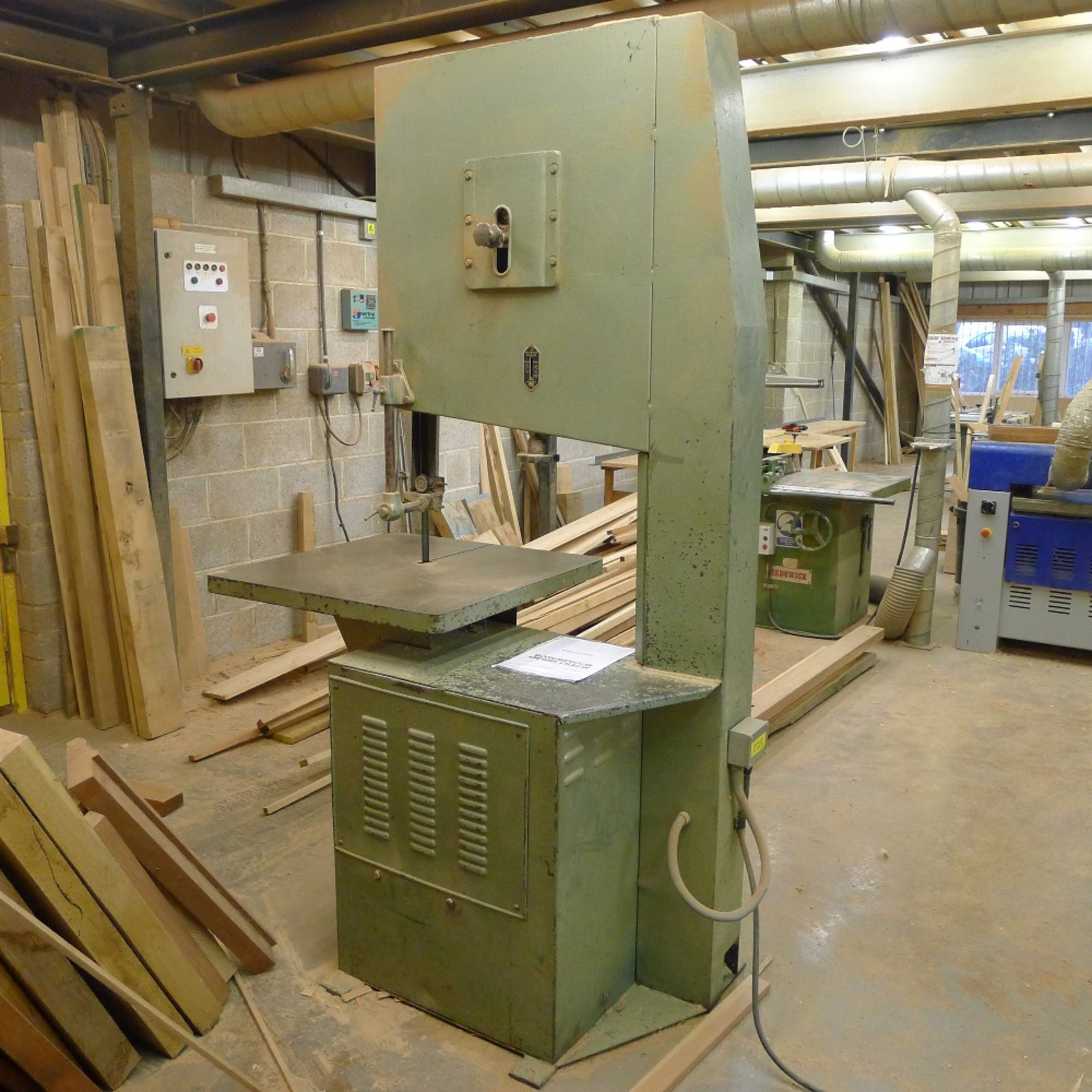 1 Wadkin Bursgreen band saw type B700 no. 72240, 3ph with 1 blade (fitted) and 5 other spare - Image 3 of 6
