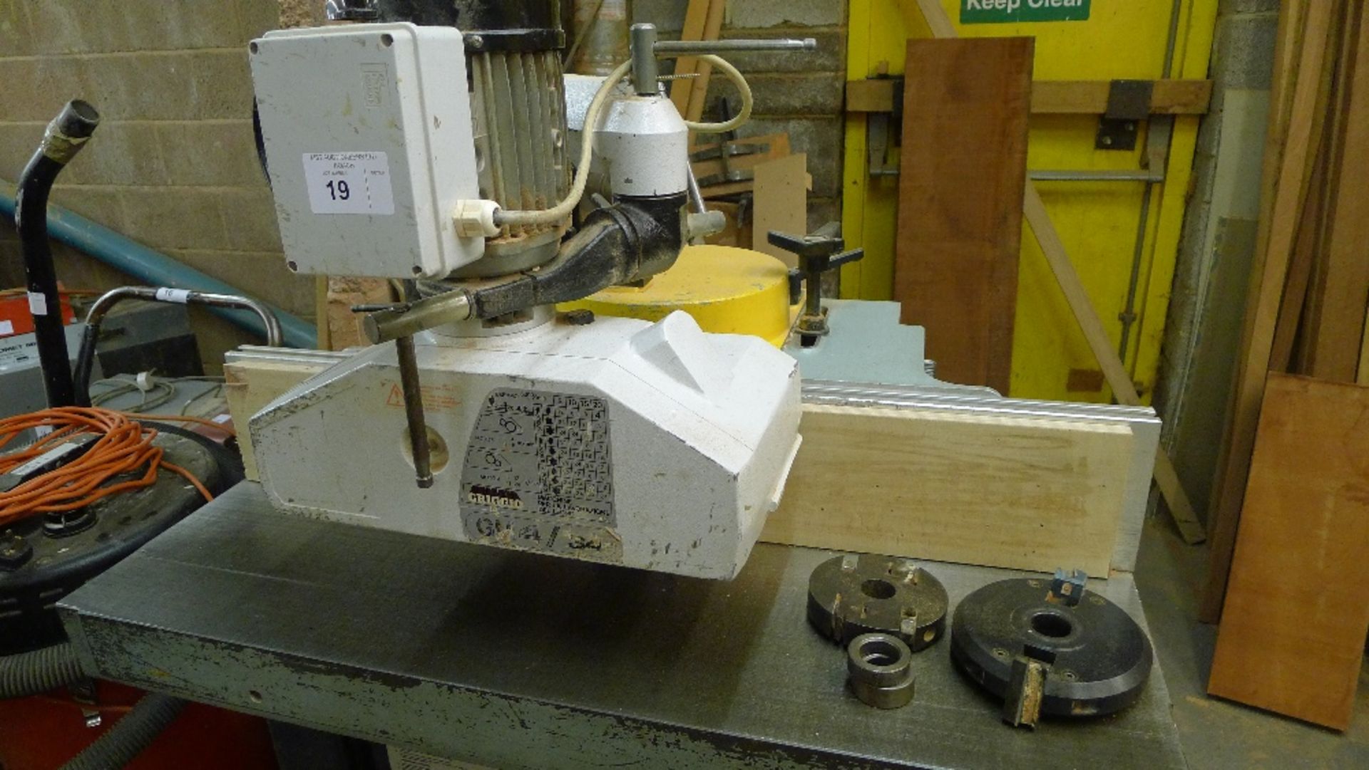 1 spindle moulder by Sedgwick type SM4 II, 3ph with 1 cutter block (fitted), 2 other cutter blocks - Image 4 of 8