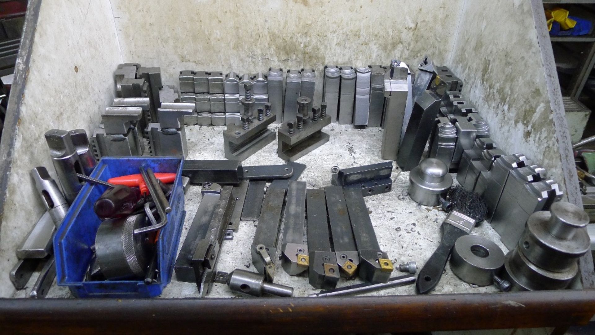 1 rack containing various tooling including chuck jaws, tool holders, spinning centres, collet - Image 2 of 5