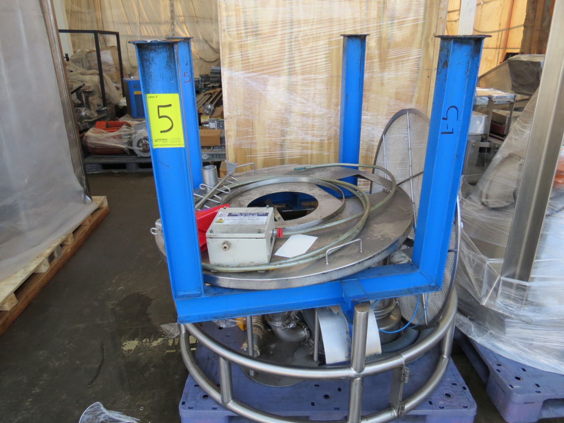 S/S Vibratory Hopper for Bulk Bag Filling of Powders, Includes Screens - Image 11 of 18