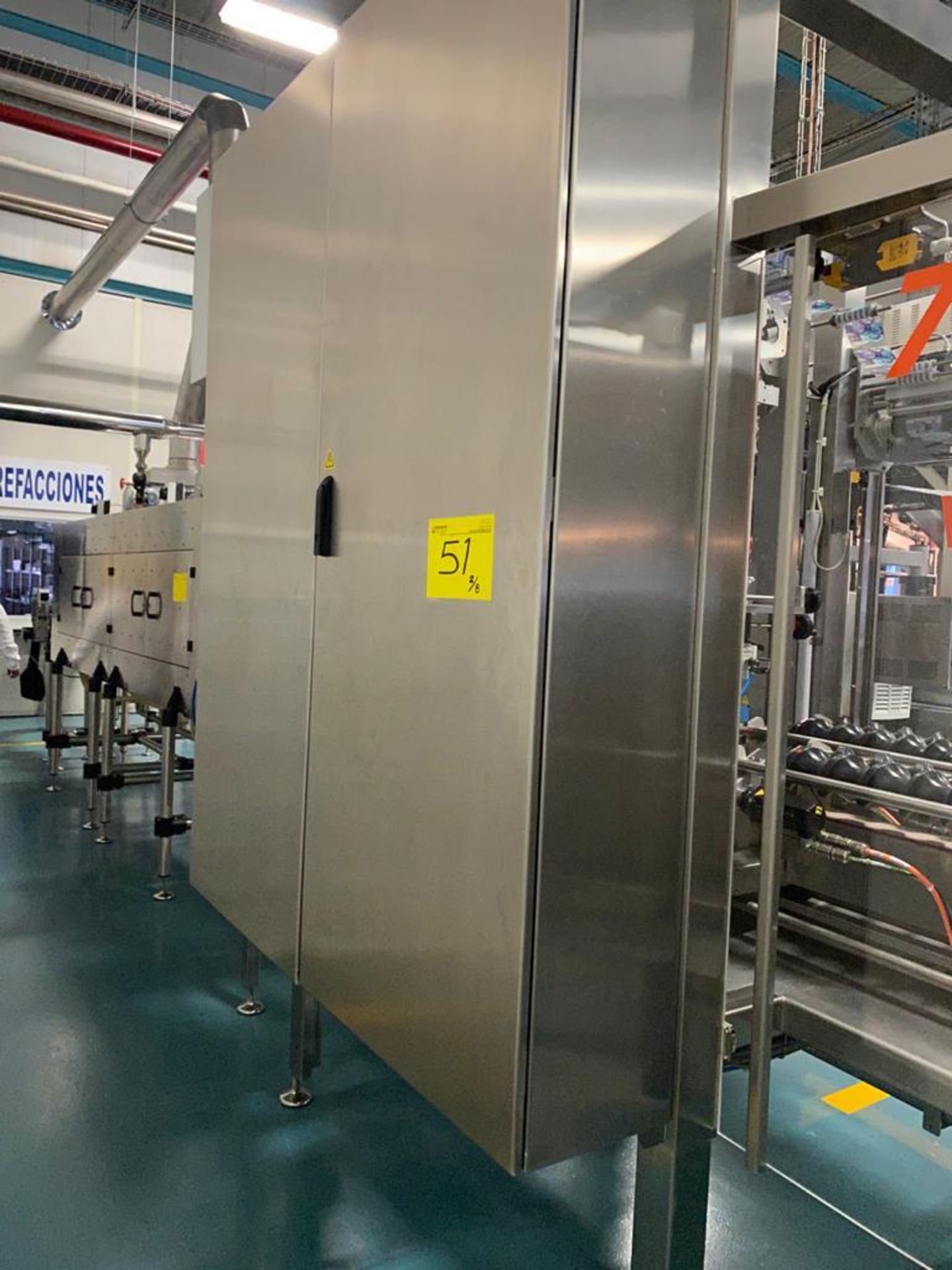 2019 Sleeve Technology Shrink Sleeve Labeling Line, S/N1902079, Consist of Bottle Air Drying Tunnel - Image 32 of 50