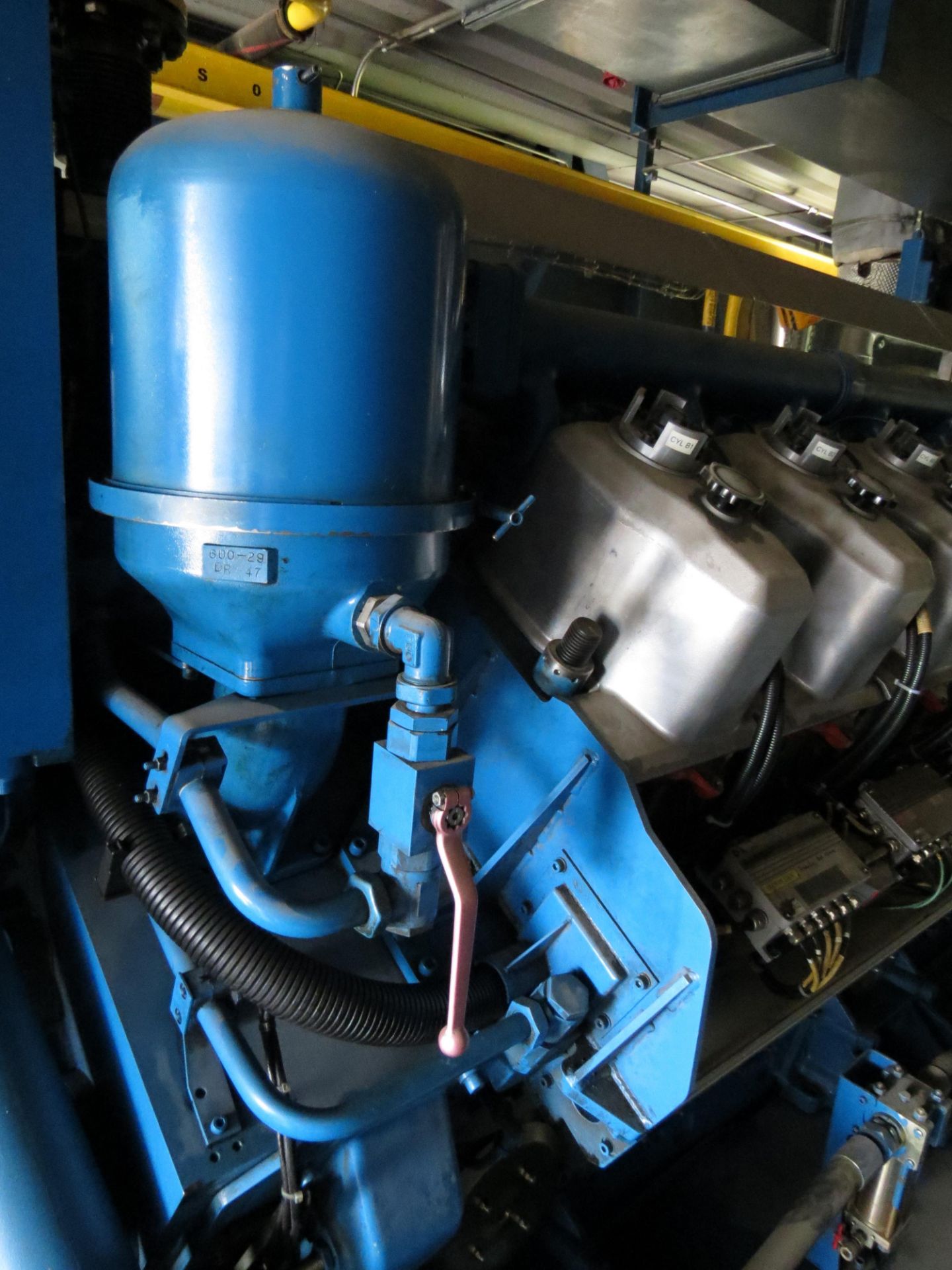 2001 Leroy Somer Emergency plant 18-cylinder Generator model LSA 56 L6-6P of 2840 KW/ 3550KVA - Image 17 of 73