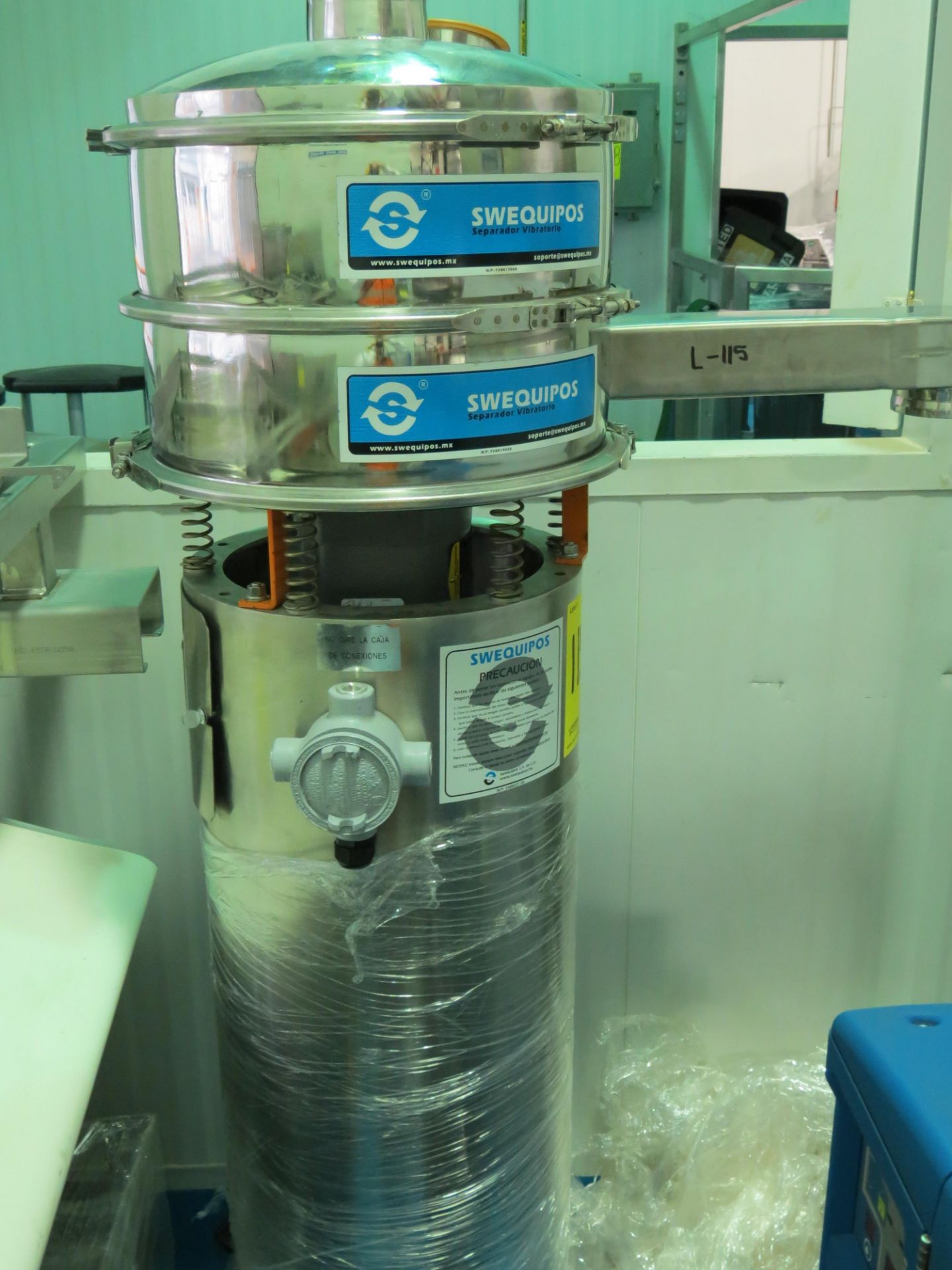 Swequipos Vibratory Screener / Separator, ,with Baldor motor of 2.5 HP, 1140 RPM. - Image 2 of 6