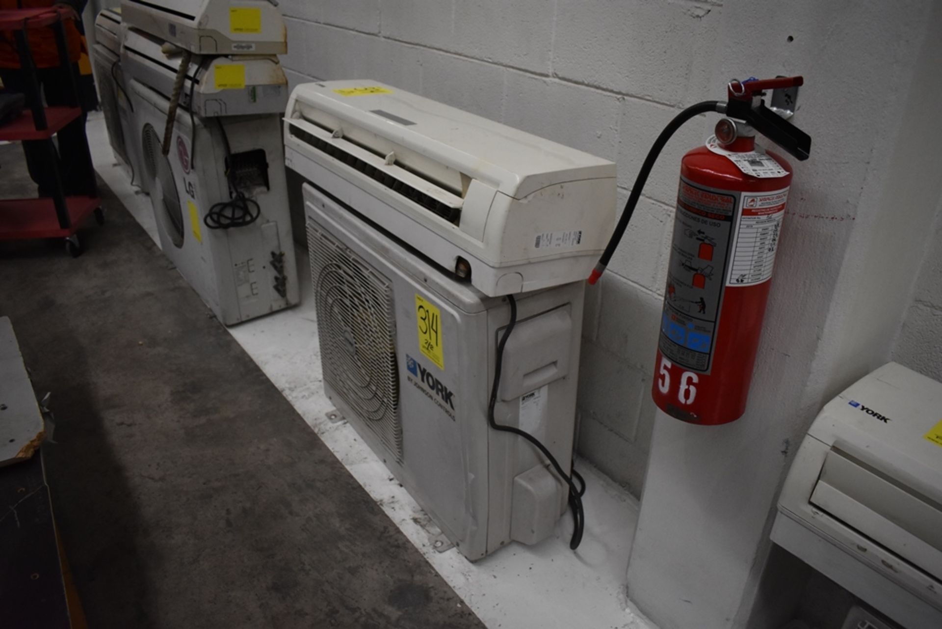 Mini Split brand York with capacity of 18,000 BTU/h - Image 2 of 6