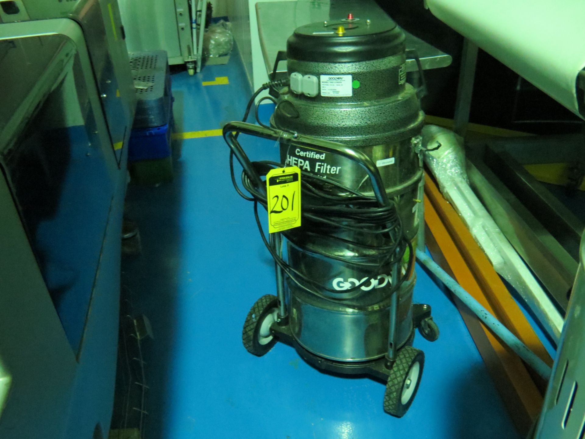 2 Vacuum brand Goodway, cleaners model VAC-2-HEPA, Series 011041/ 011040, Year 2006. - Image 2 of 9
