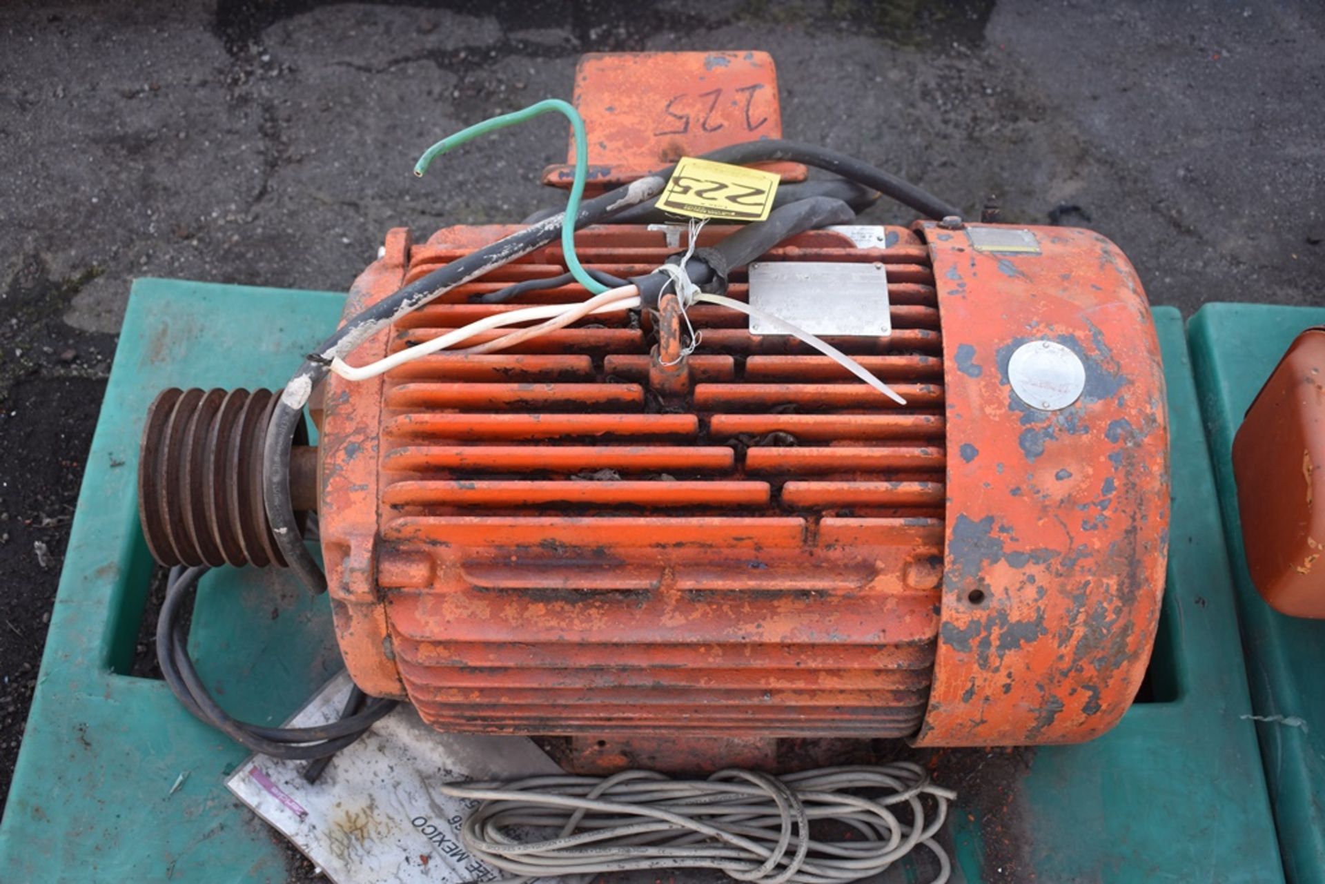 Electric Motor brand Emerson Model VJ47, 50 HP, 460V - Image 4 of 9